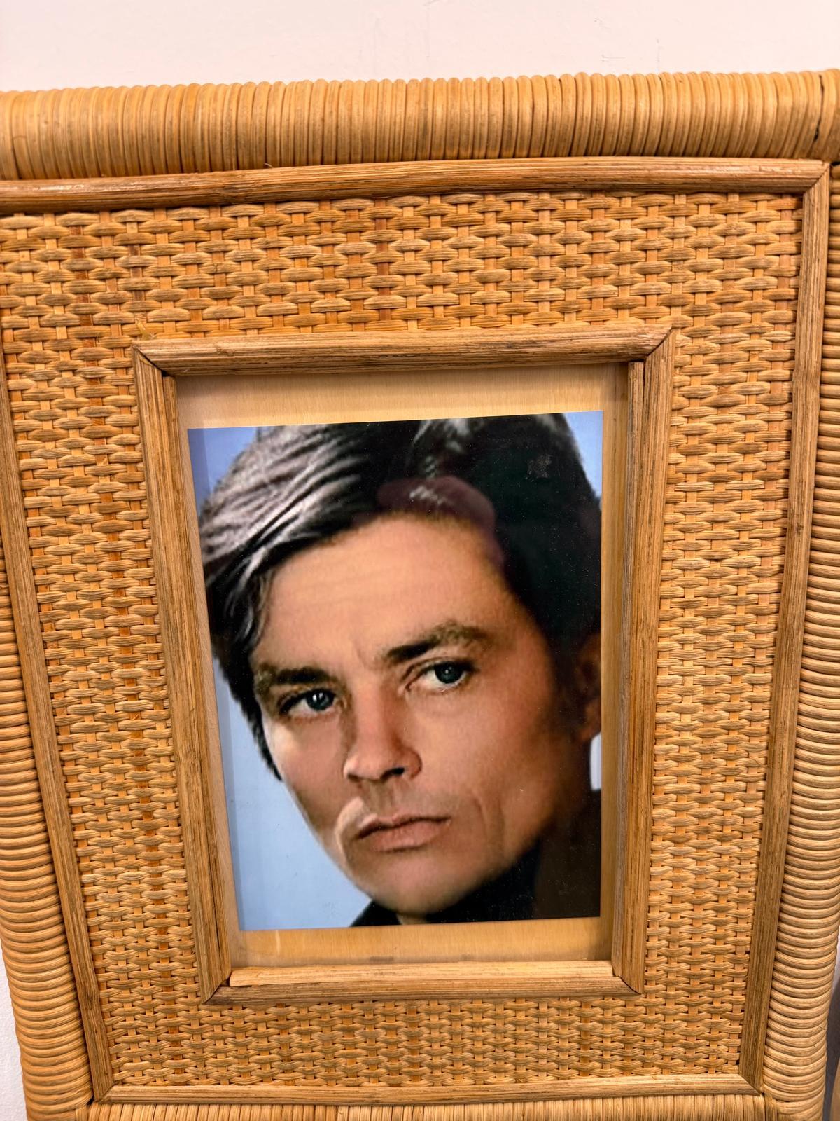 Italian 1970's phot frame, elegant mid-20th century design, woven wicker, bamboo rattan frame in rectangular shape