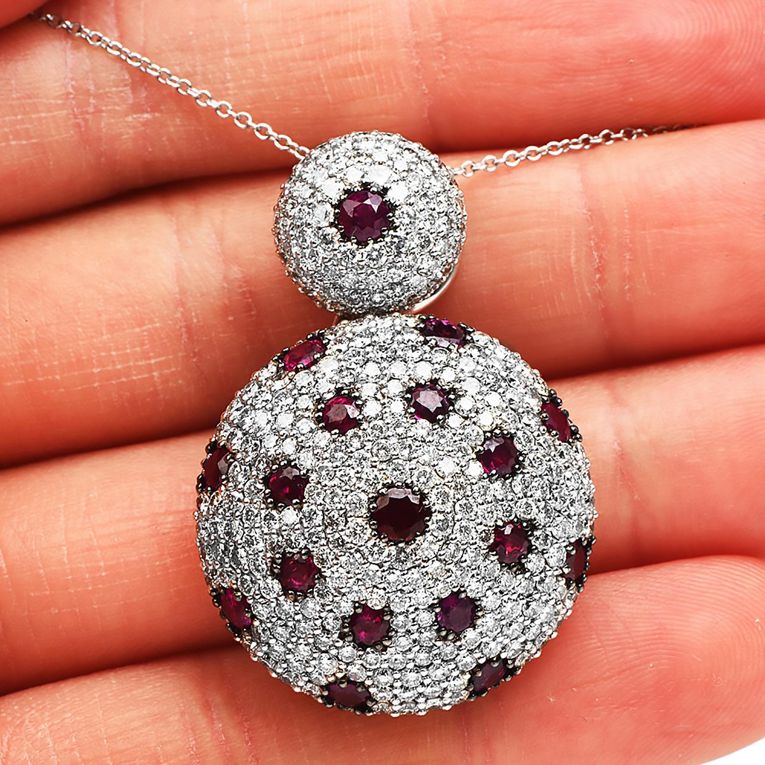 Italienischer italienischer 7,25 Karat Diamant-Rubin-Cluster-Anhänger aus 14K Weißgold  Halskette im Zustand „Hervorragend“ in Miami, FL