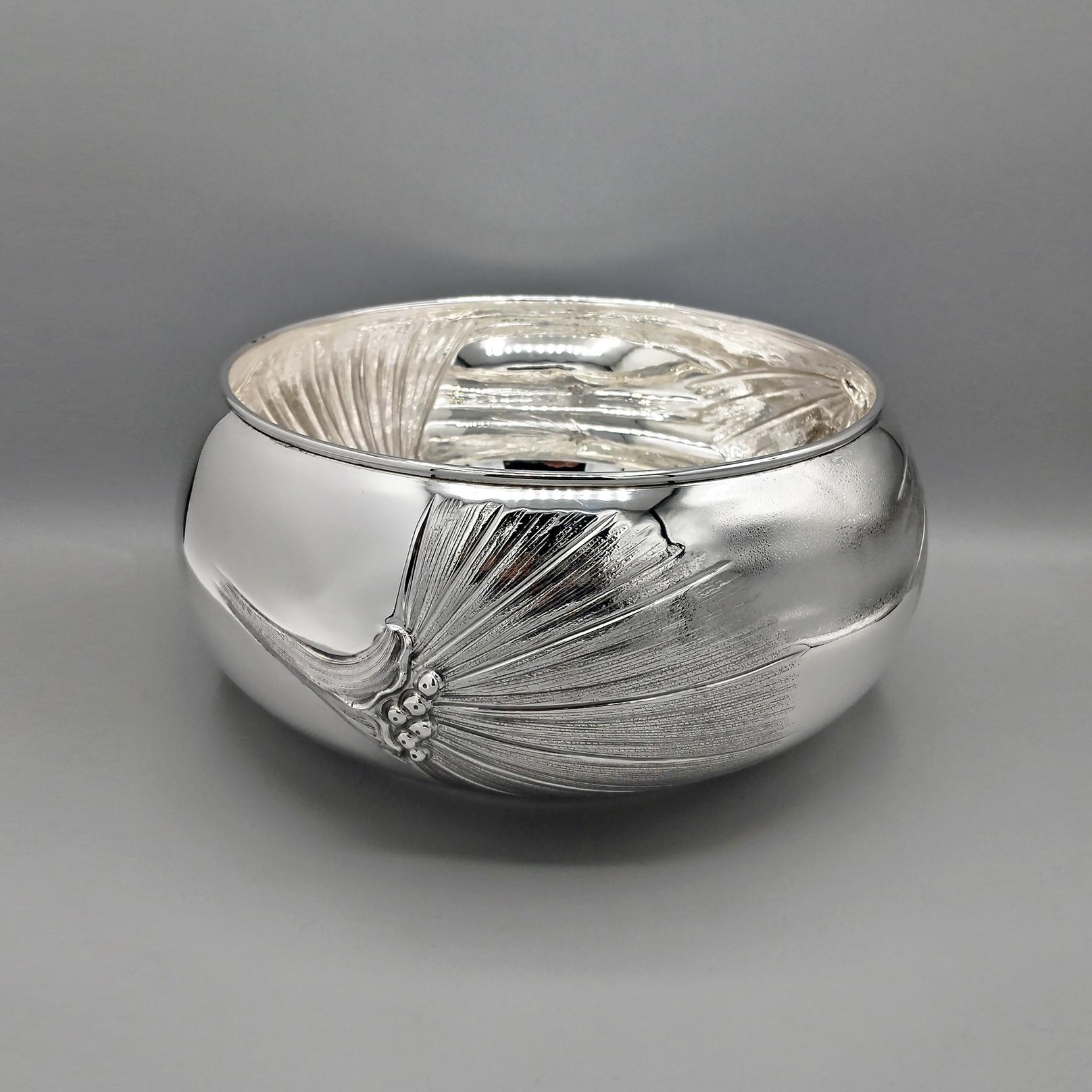 Hand-Crafted Italian 800 silver bowl embossed and chiseled with strelitzia flowers For Sale