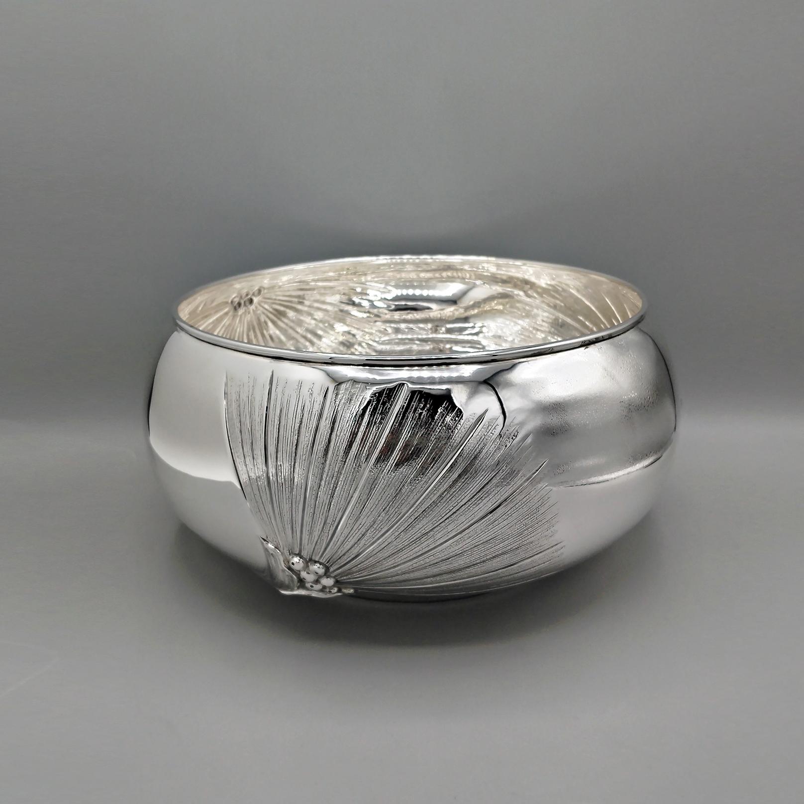 Contemporary Italian 800 silver bowl embossed and chiseled with strelitzia flowers For Sale