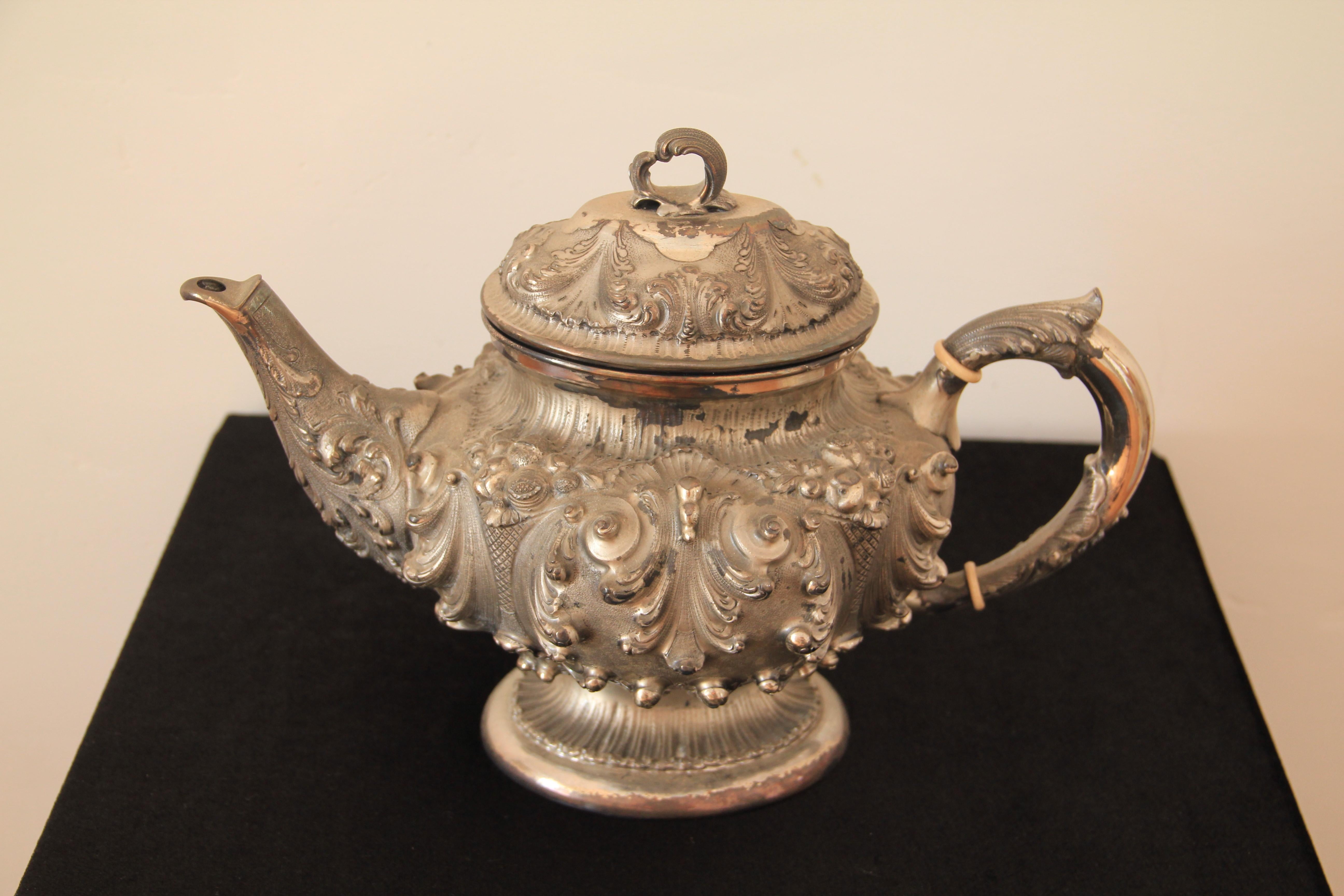 Mid-20th Century Italian 800 Silver Tea and Coffee Service by Alessandro Ceni For Sale