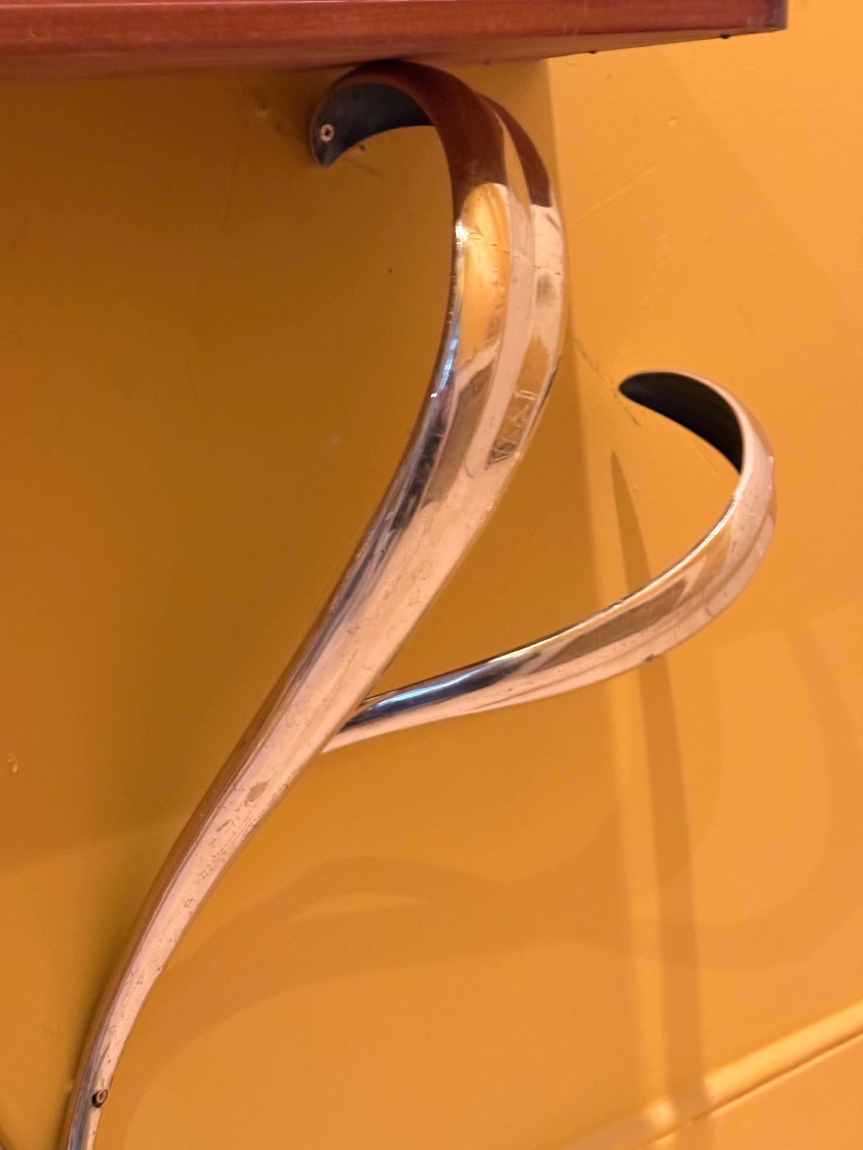 Italian 80's Console Table Or Wall Shelf In The Style Of The STACKLAB en Bueno estado para la venta en London, GB