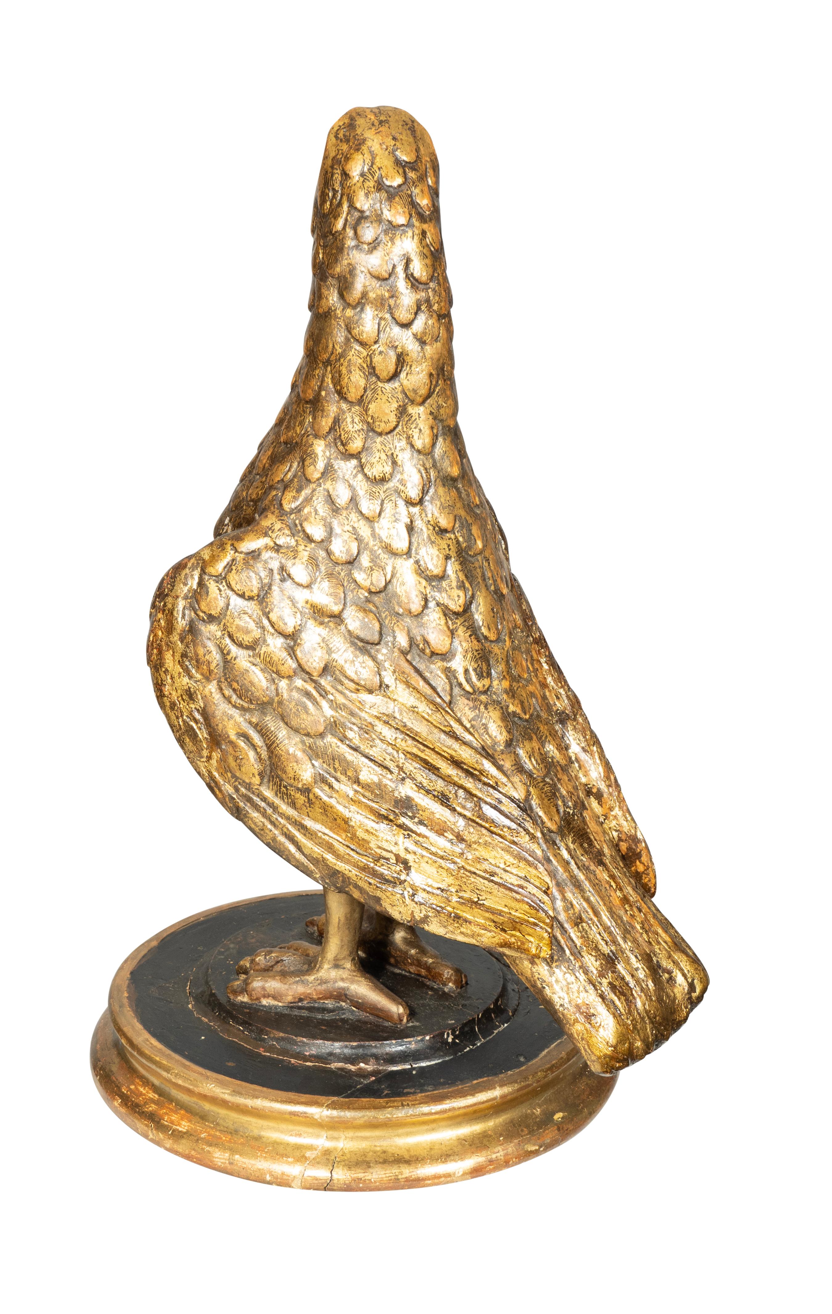Figura italiana de madera dorada de águila del siglo VIII Pintado en venta