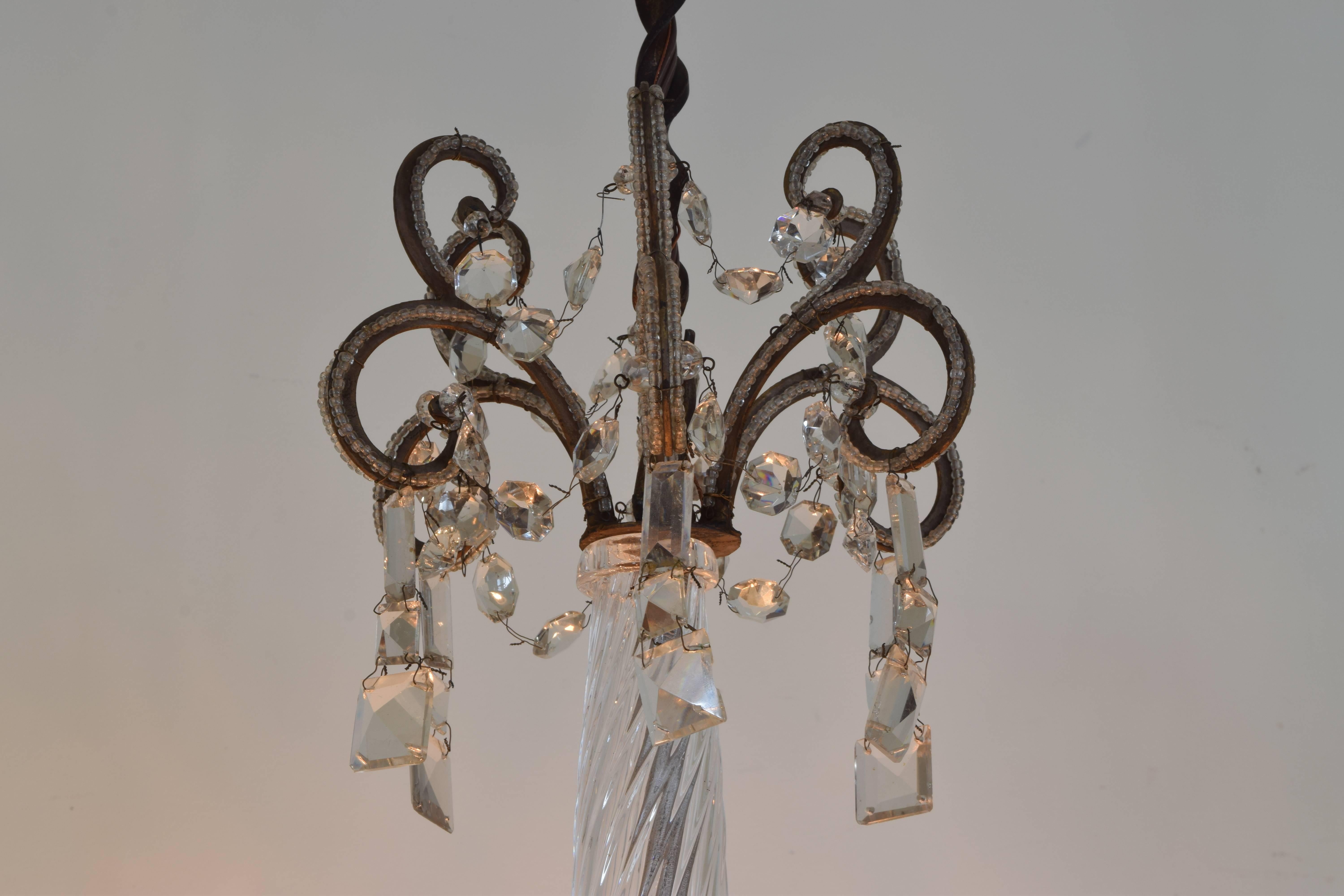 Italian Neoclassical Gilt Iron and Murano Glass 12-Light Chandelier, circa 1830 In Excellent Condition In Atlanta, GA