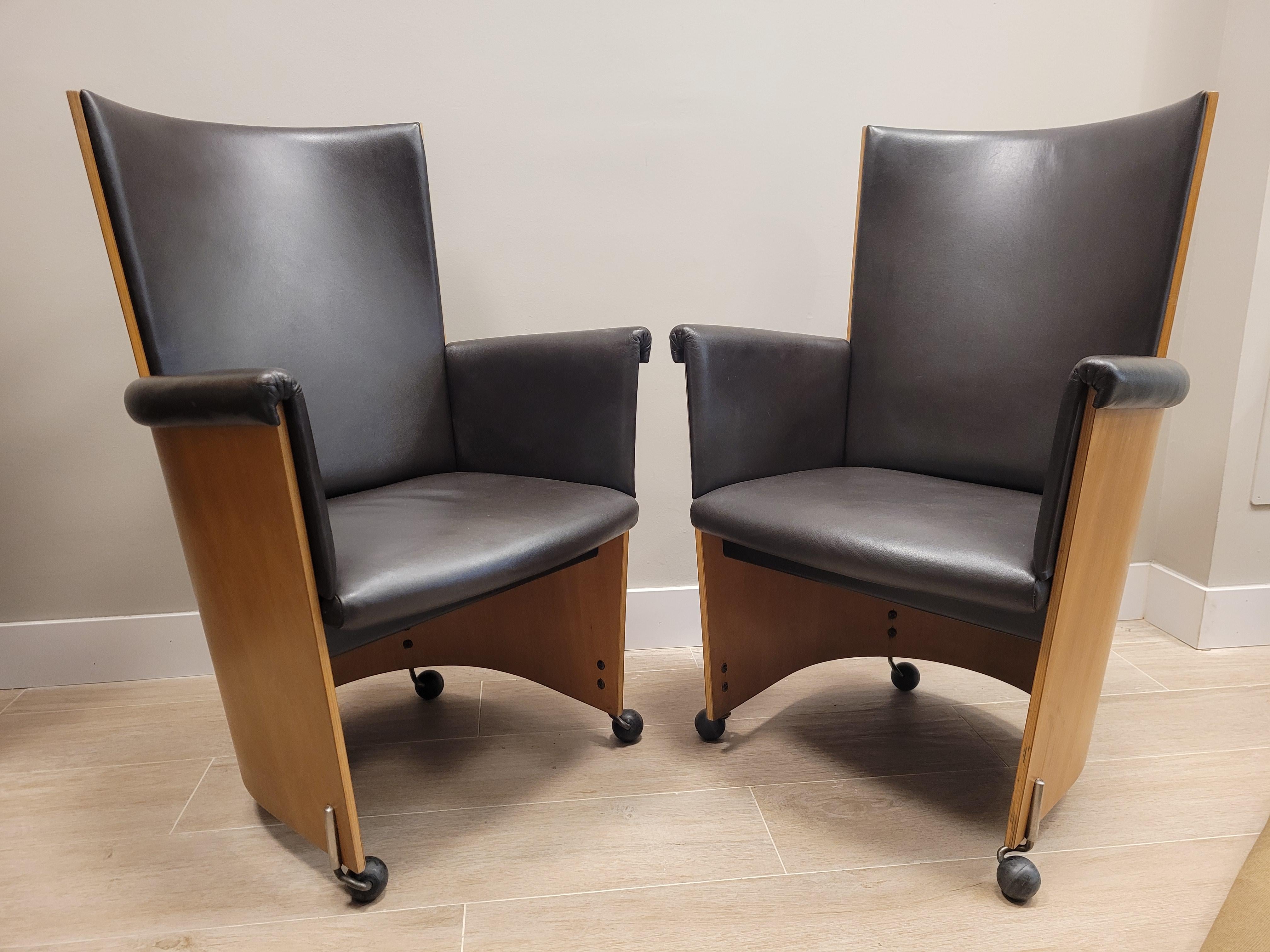 Mid-Century Modern Paire italienne des années 90  Fauteuils Incontro 5080 Massimo & Lella Vignelli pour Bernini en vente