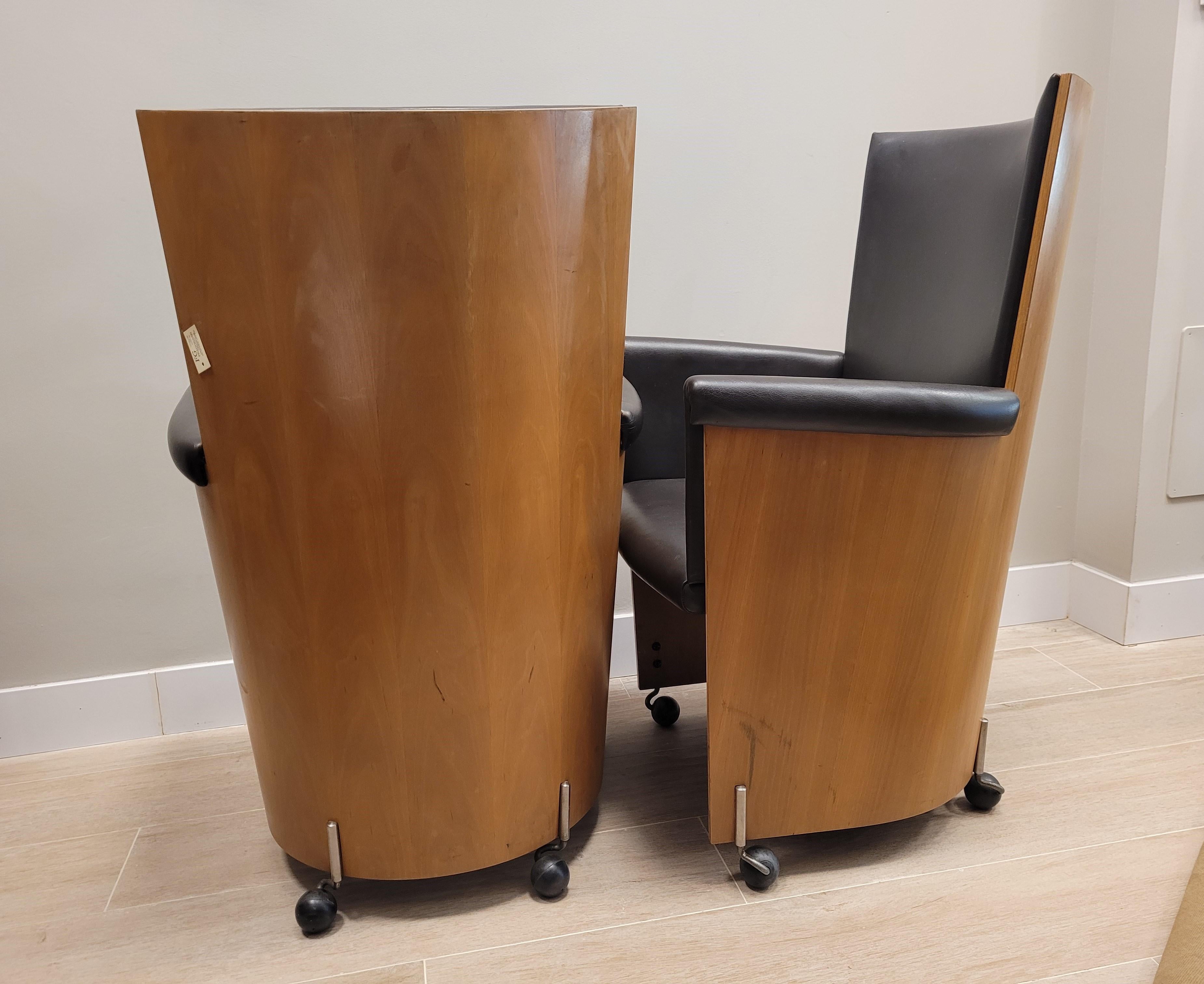 Paire italienne des années 90  Fauteuils Incontro 5080 Massimo & Lella Vignelli pour Bernini Bon état - En vente à Valladolid, ES