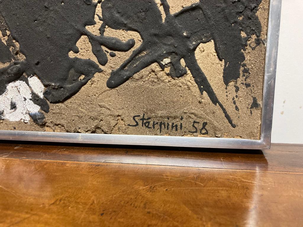 Ugo Sterpini (italien, 1927-2000) ''La Lotta Sulla Duna'' (La bataille sur la dune). Technique mixte sur toile, signée et datée ''58'' en bas à droite, signée, titrée et datée au verso, avec une étiquette de la Galleria L'88, Roma. Merveilleuse