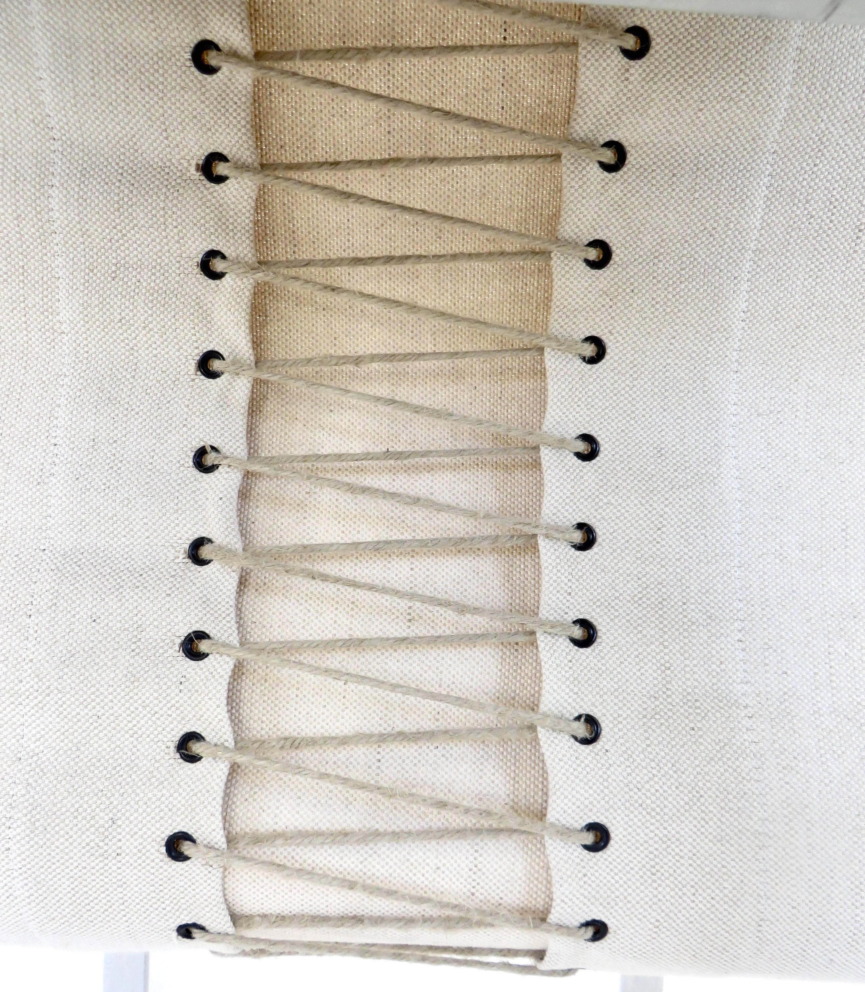 Chaise d'appoint abstraite italienne sculpturale en acier et corset en tissu en vente 4