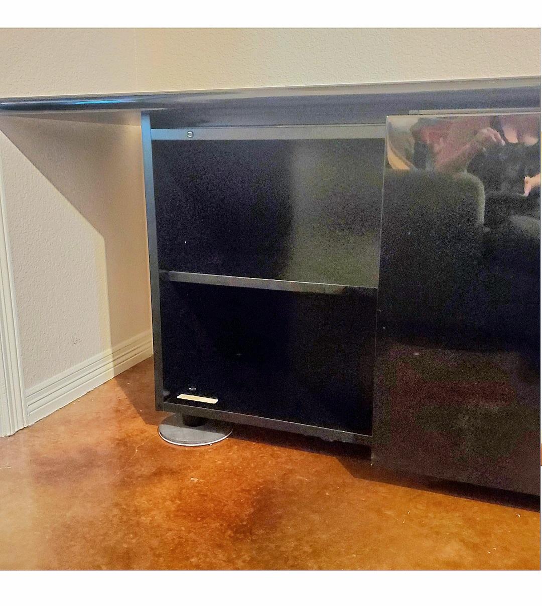Italian Acerbis Modern Black Lacquer Sheraton Sideboard In Good Condition For Sale In Waxahachie, TX