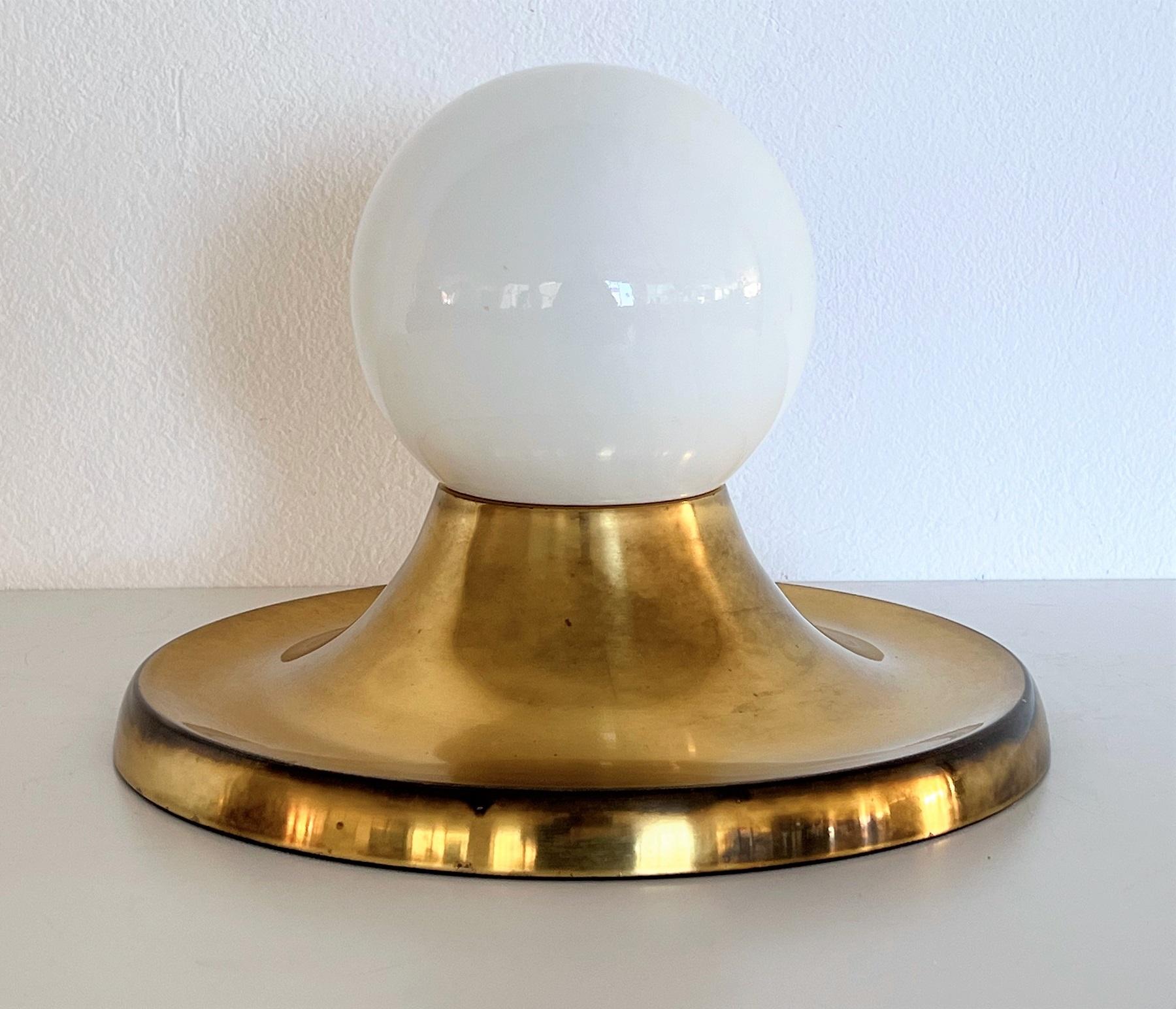 Italian Achille Castiglioni 'Light Ball' Wall or Ceiling Lamp for Flos, 1960s For Sale 10