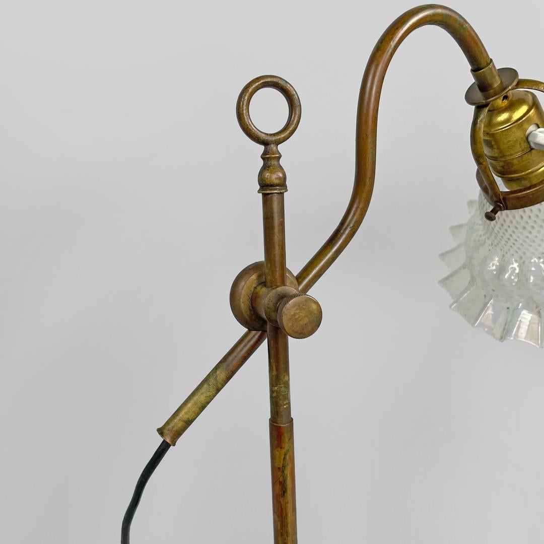 Italian adjustable brass and glass table lamp with ceramic switch, early 1900s 8