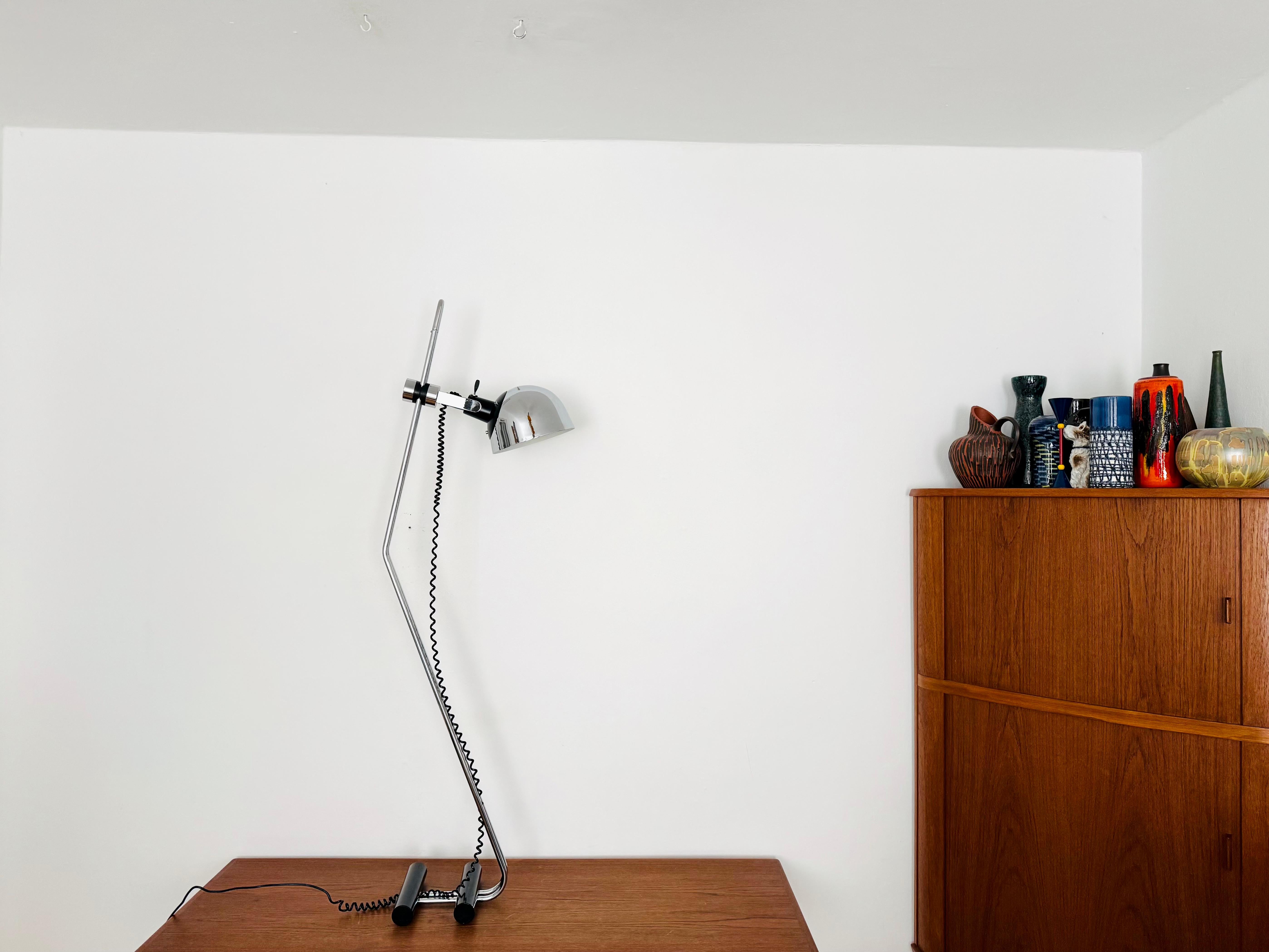 Italienische verstellbare verchromte Stehlampe im Zustand „Gut“ im Angebot in München, DE