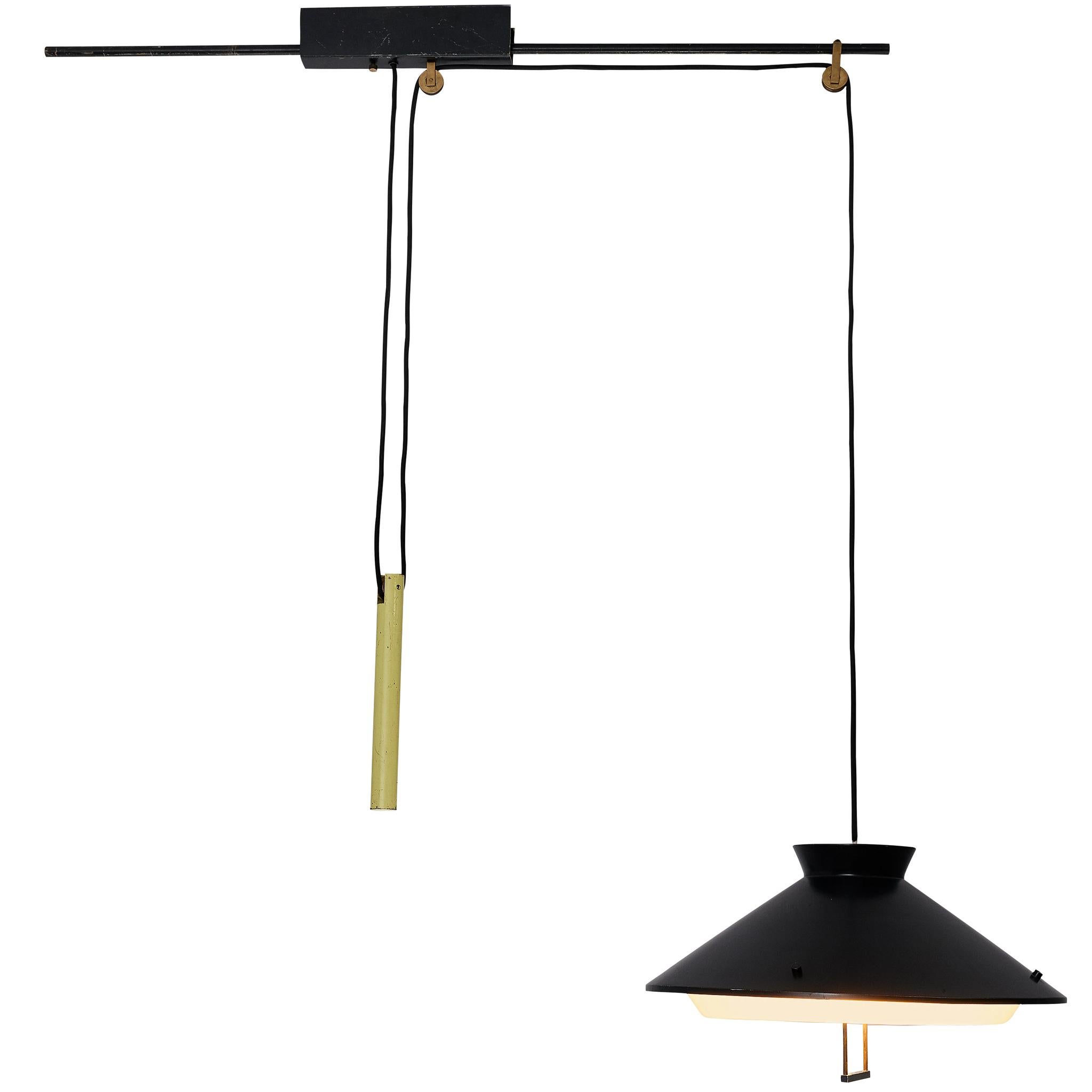 Italian Adjustable Counterweight Pendant Lamp