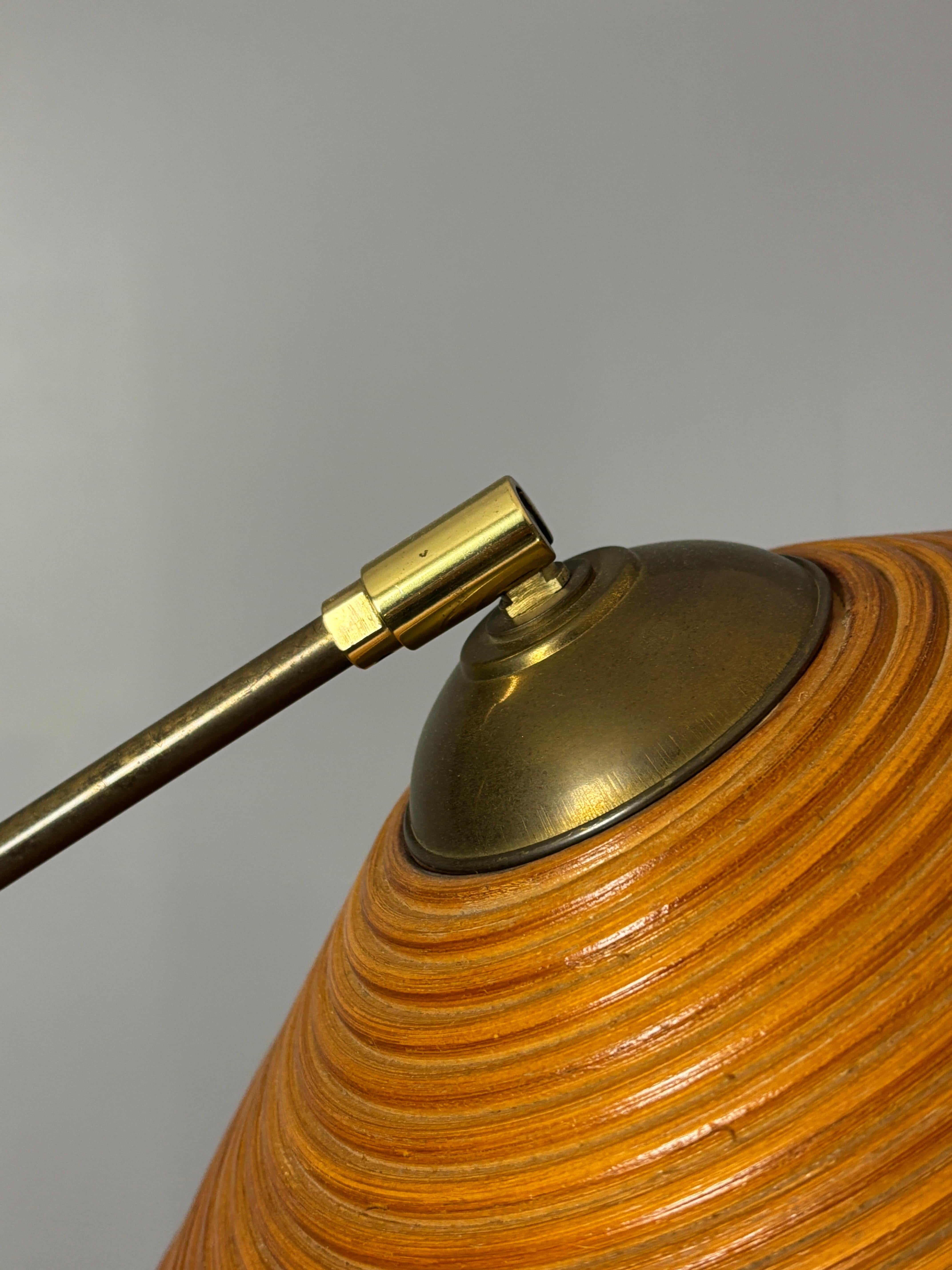 Italian Adjustable Floor Lamp in Pencil Reed, Bamboo, Rattan and Brass, 1970s For Sale 5