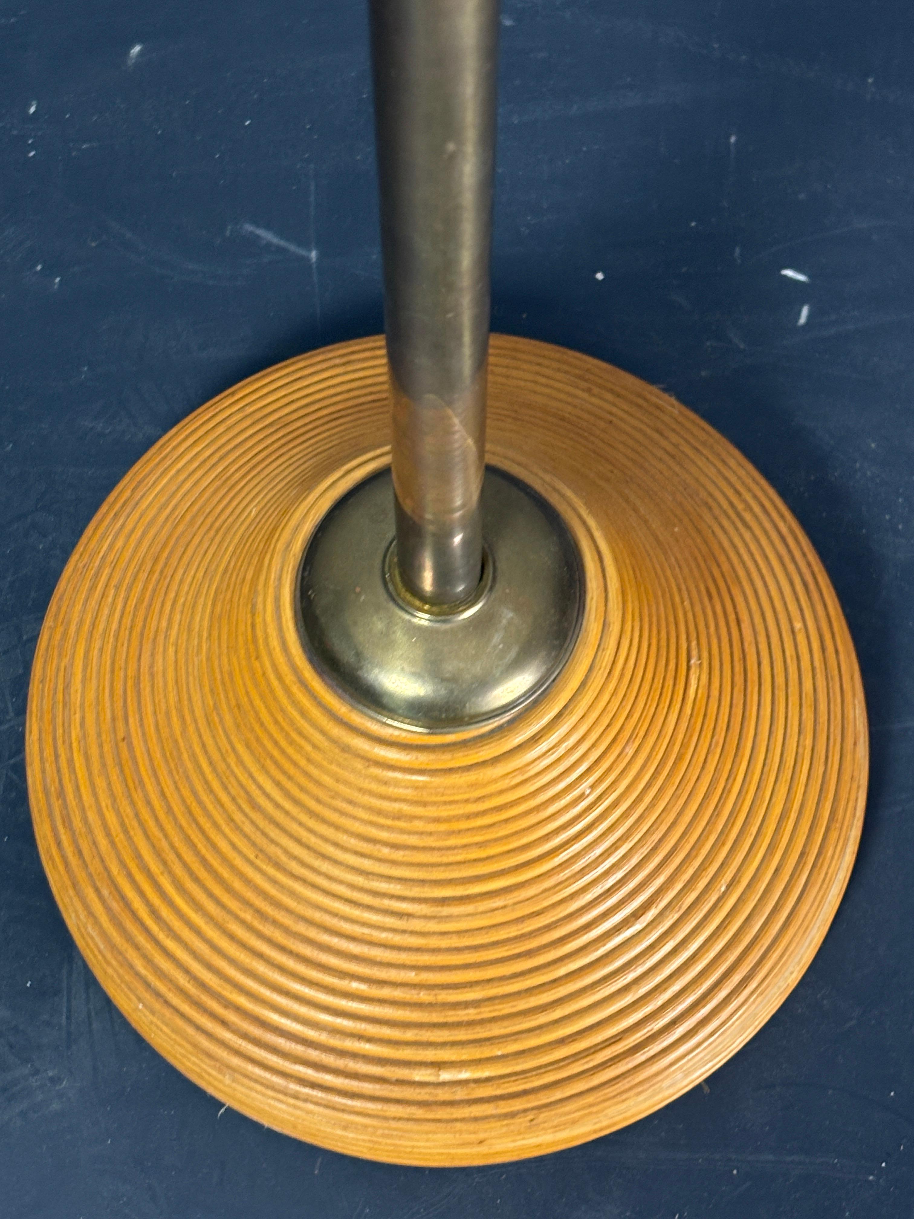 Italian Adjustable Floor Lamp in Pencil Reed, Bamboo, Rattan and Brass, 1970s For Sale 8