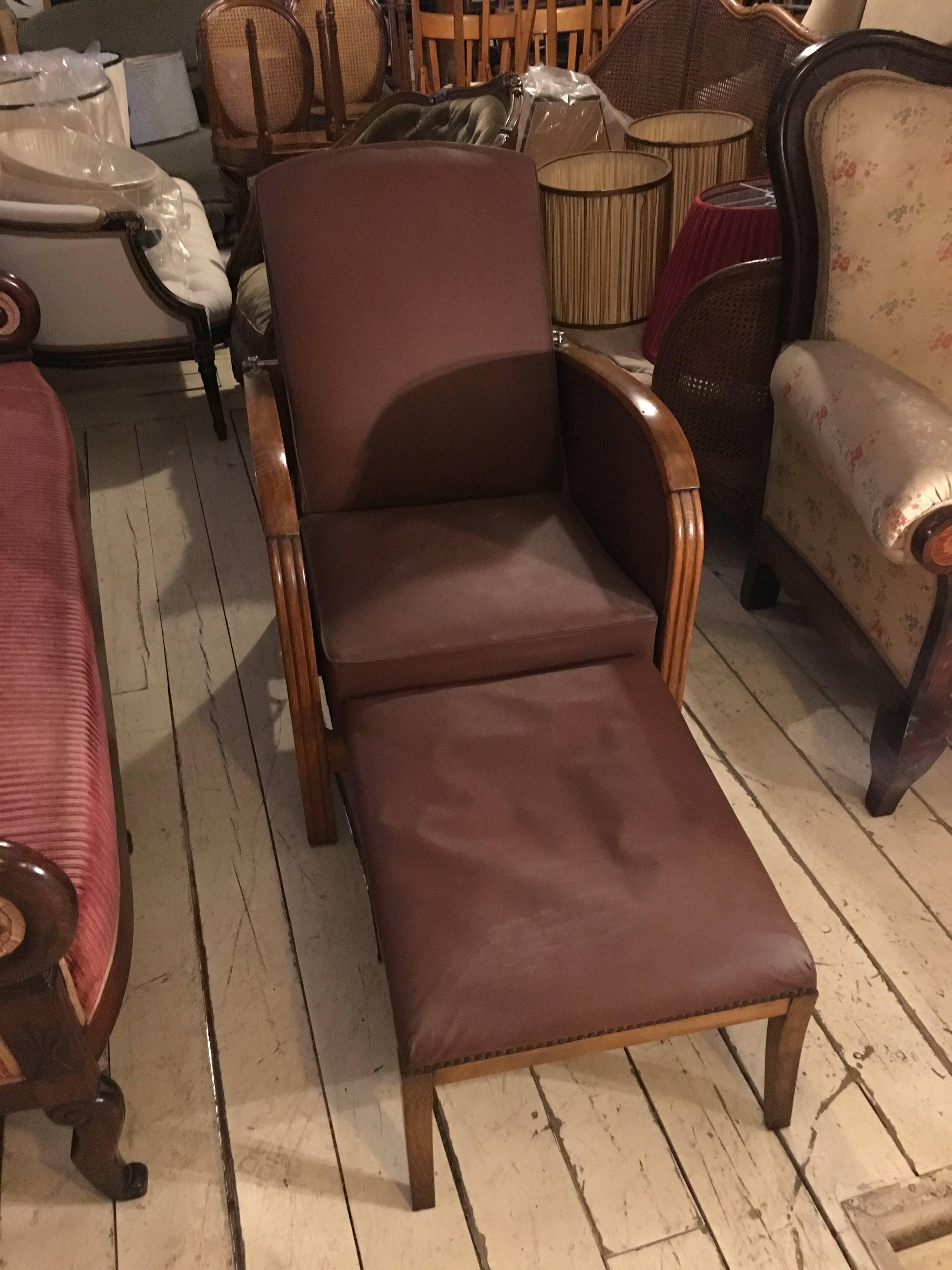 Italian Adjustable Oak Armchairs with Ottoman and Faux Leather Cover from 1940s For Sale 2