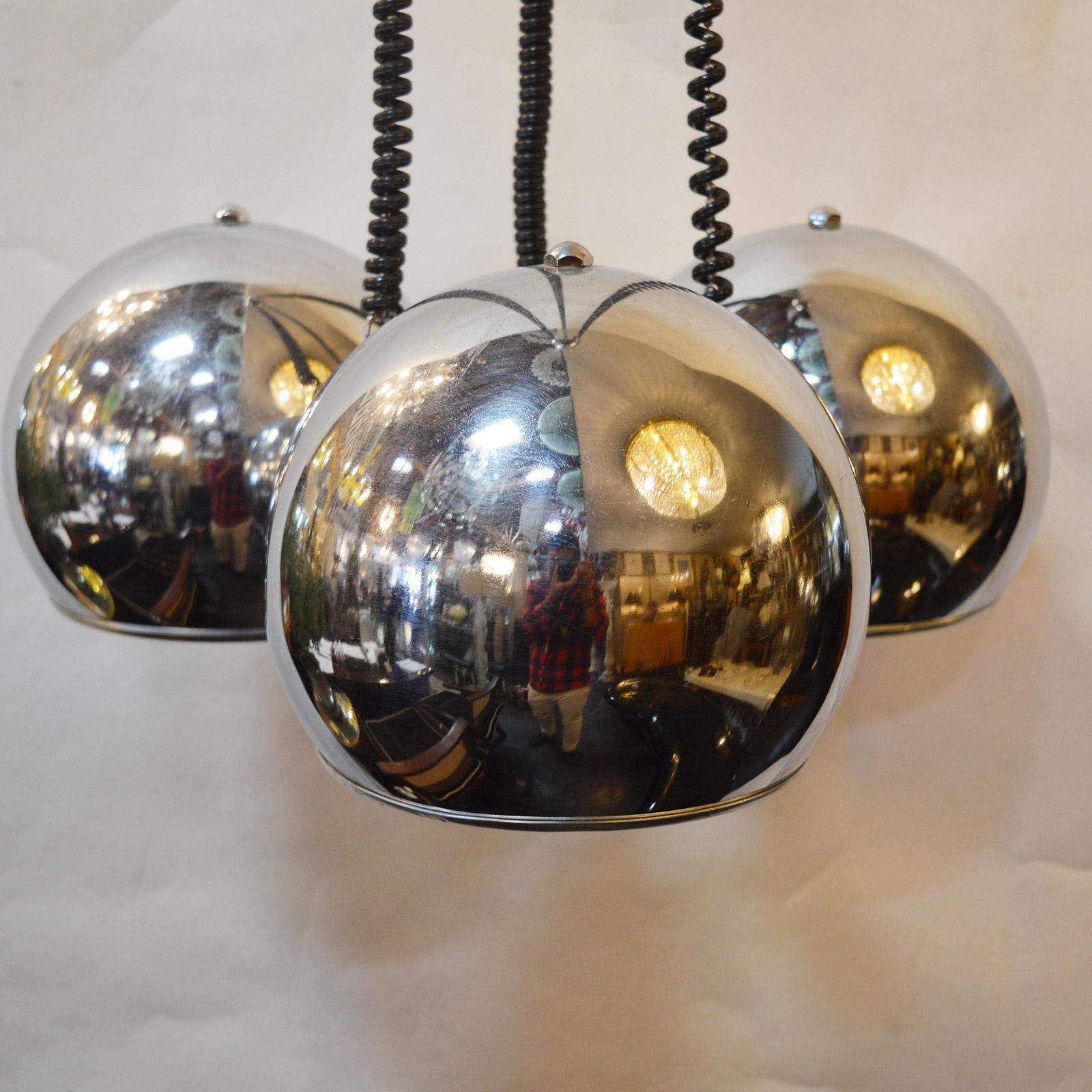 Italian Adjustable Side 3 Lights Chandelier, 1950 For Sale 2