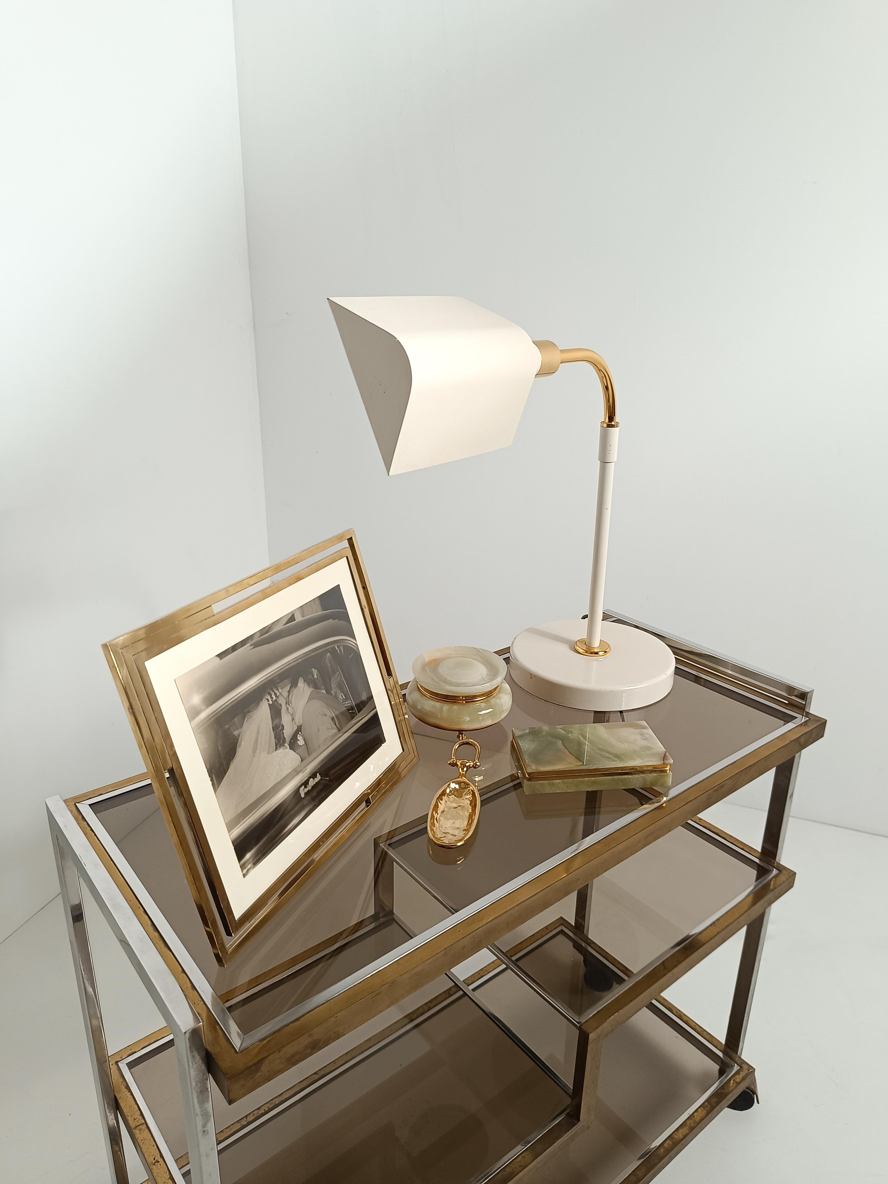 Italian Adjustable Table Lamp in Ivory White & Gilded Metal By F. Fabbian, 70s For Sale 15