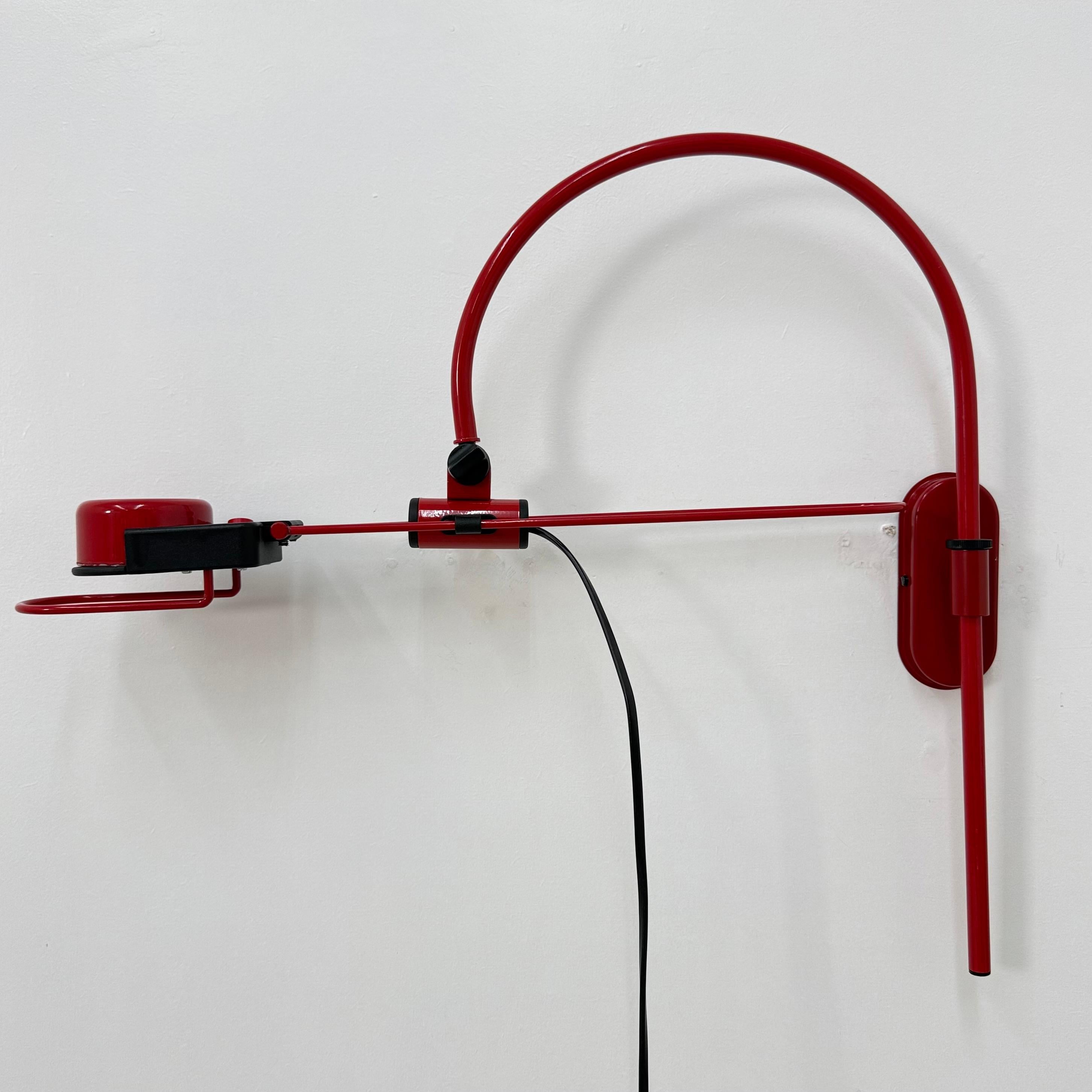 Applique réglable italienne par Vico Magistretti, 1980 en vente 8