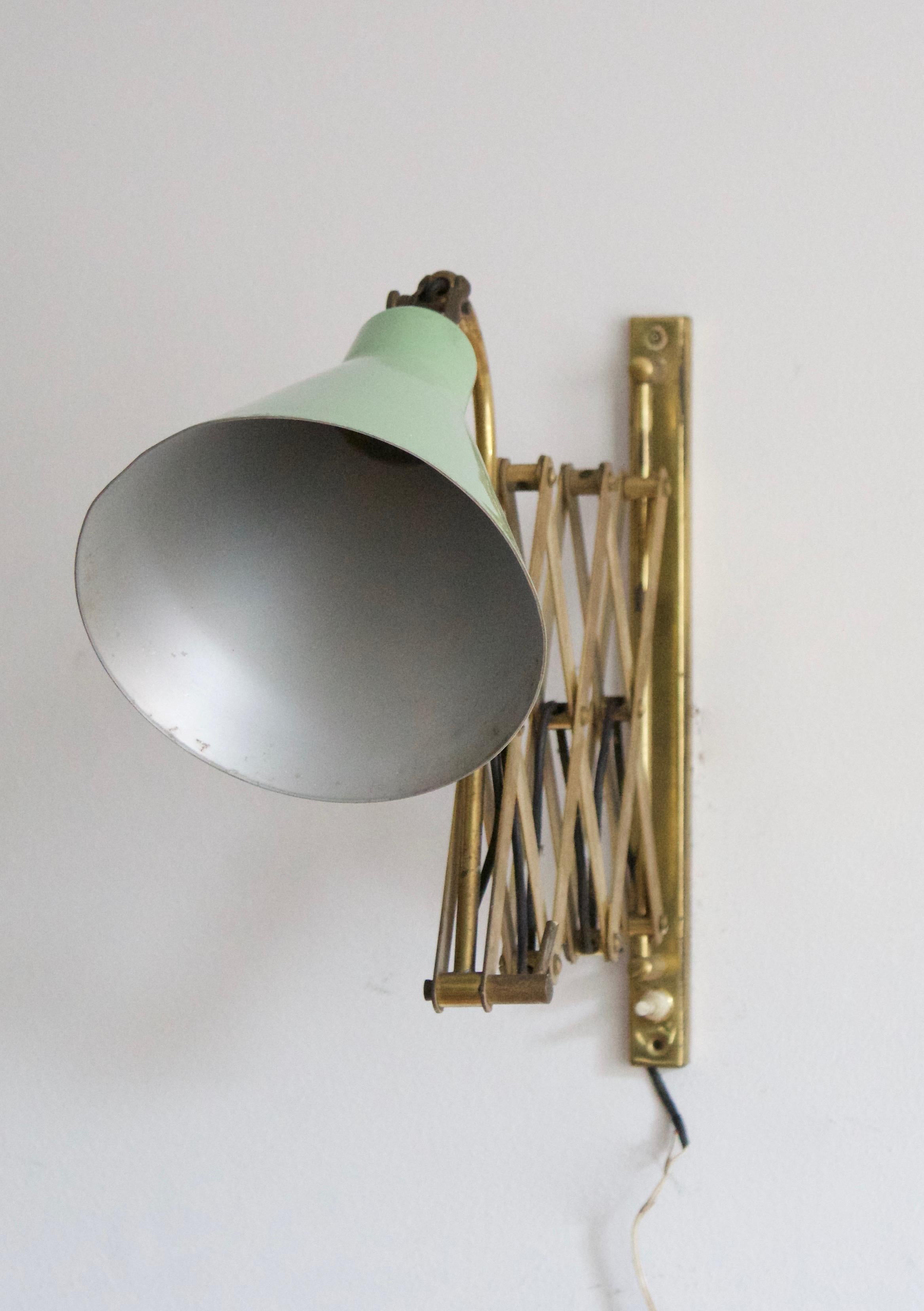 Italian, Adjustable Wall Light, Brass, Green Lacquered Metal, Italy, 1940s 1