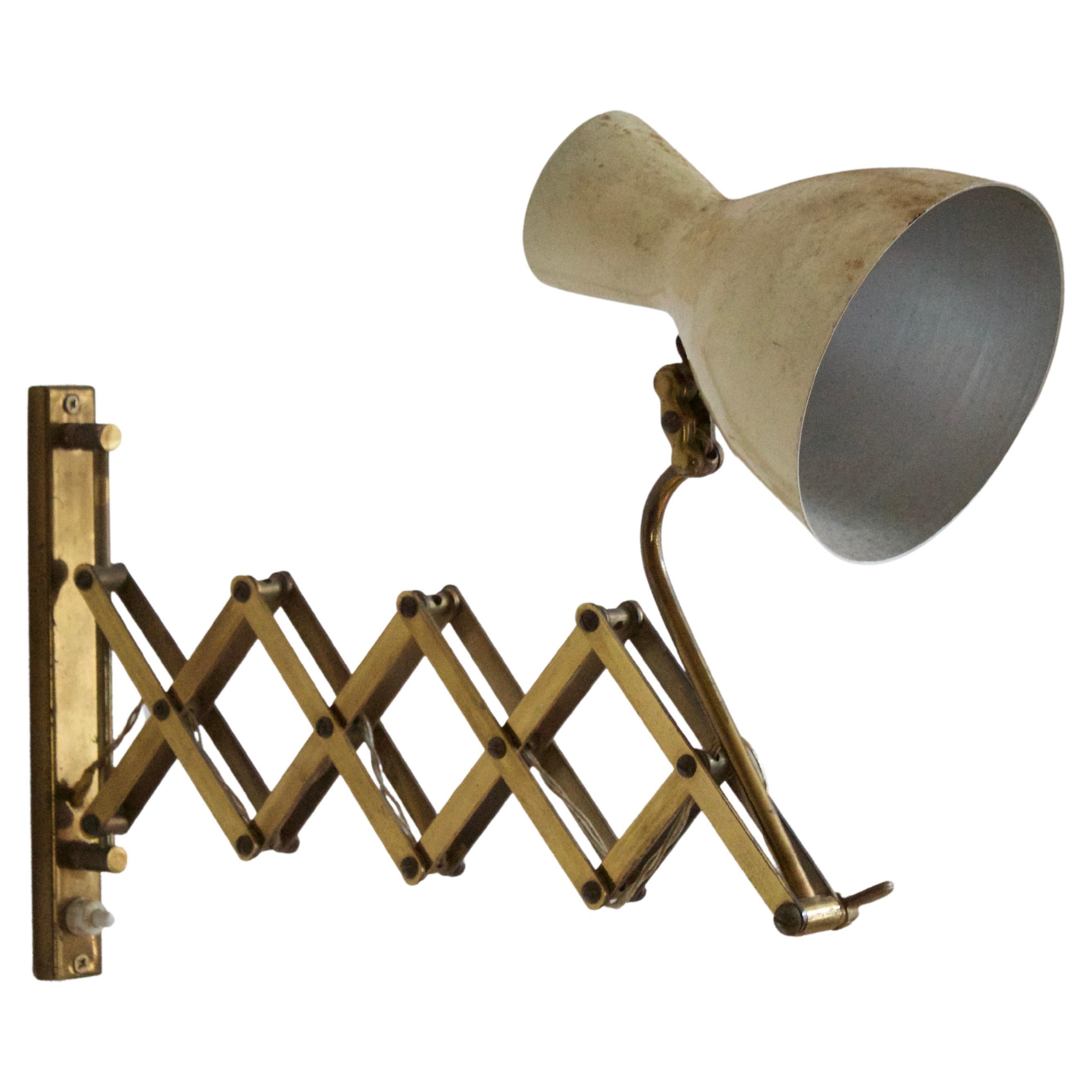 Italian, Adjustable Wall Light, Brass, Lacquered Metal, Italy, 1940s