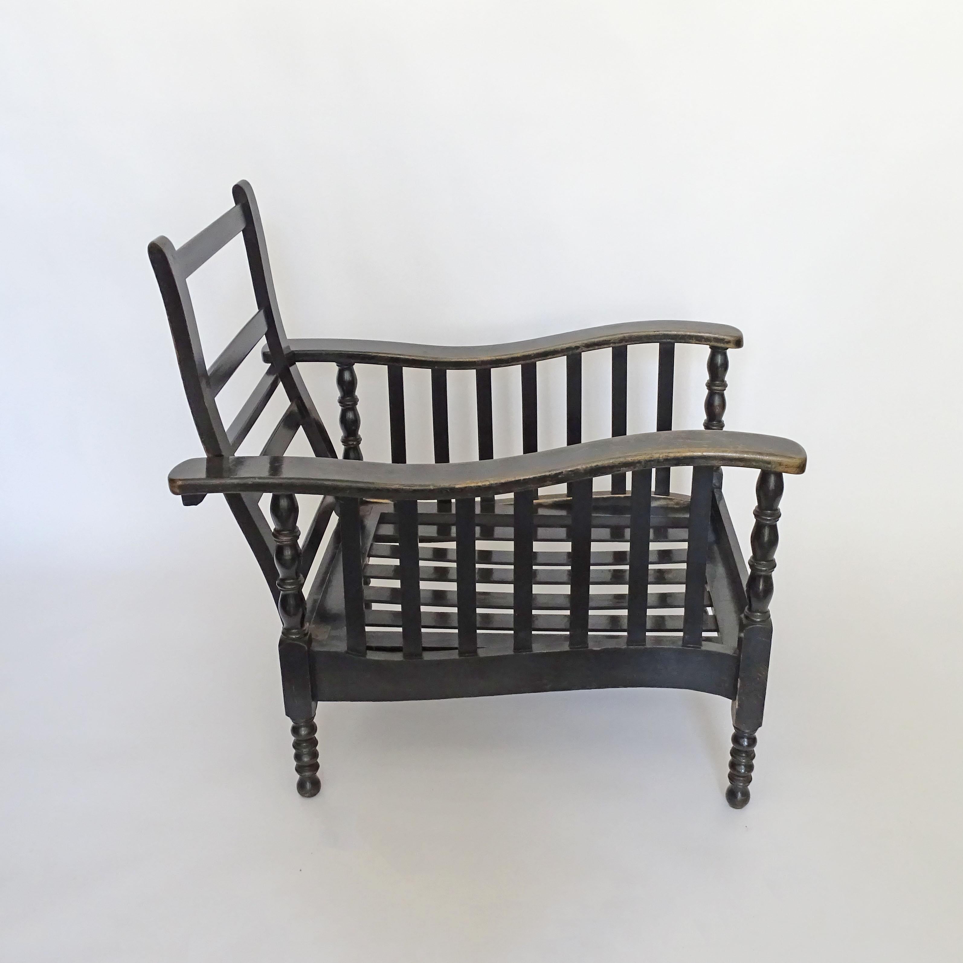 Sedia da salotto italiana regolabile in legno, Italia anni '40 in vendita 2