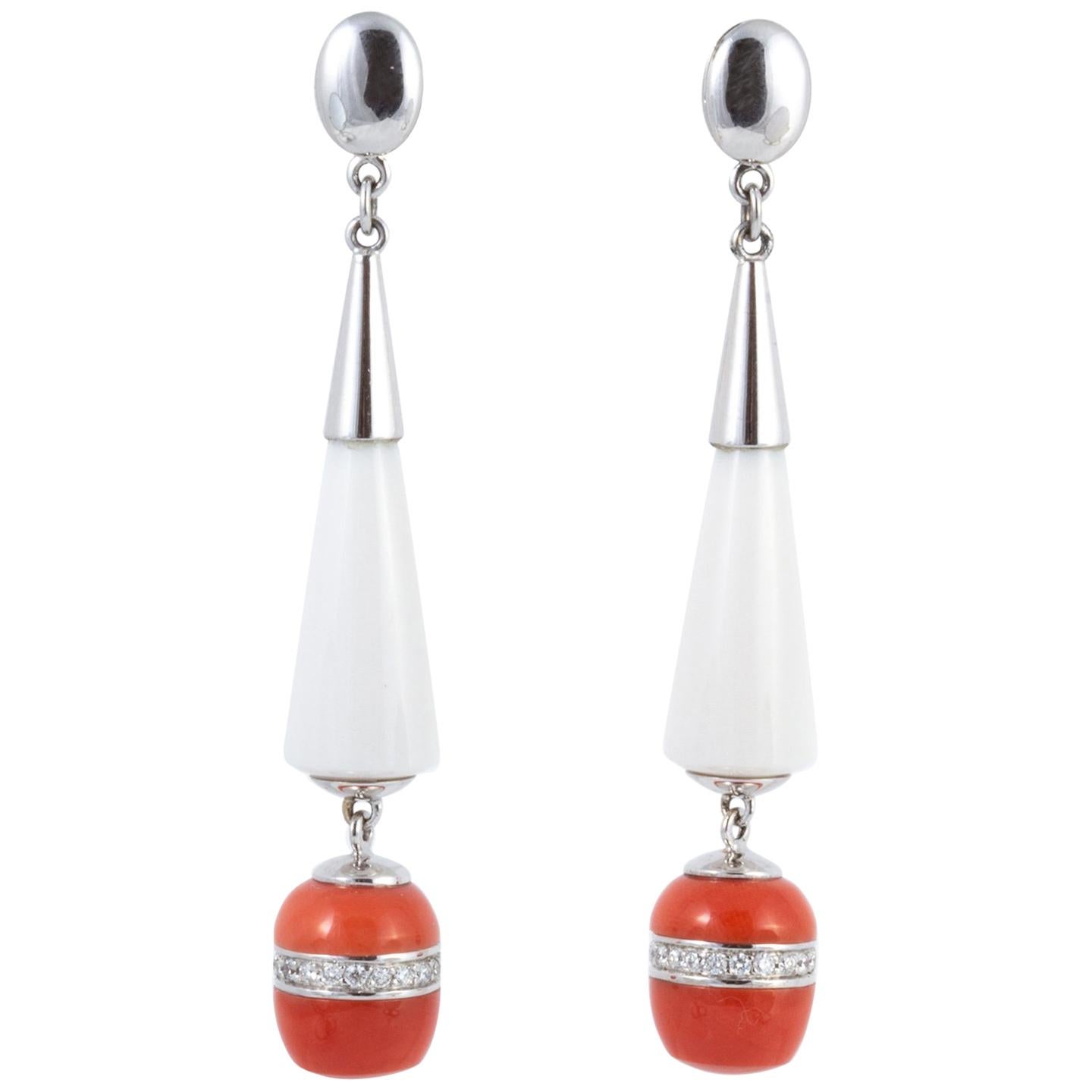 Italian Agate and Coral Earrings, 18 Karat Gold Handcrafted in Milan For Sale