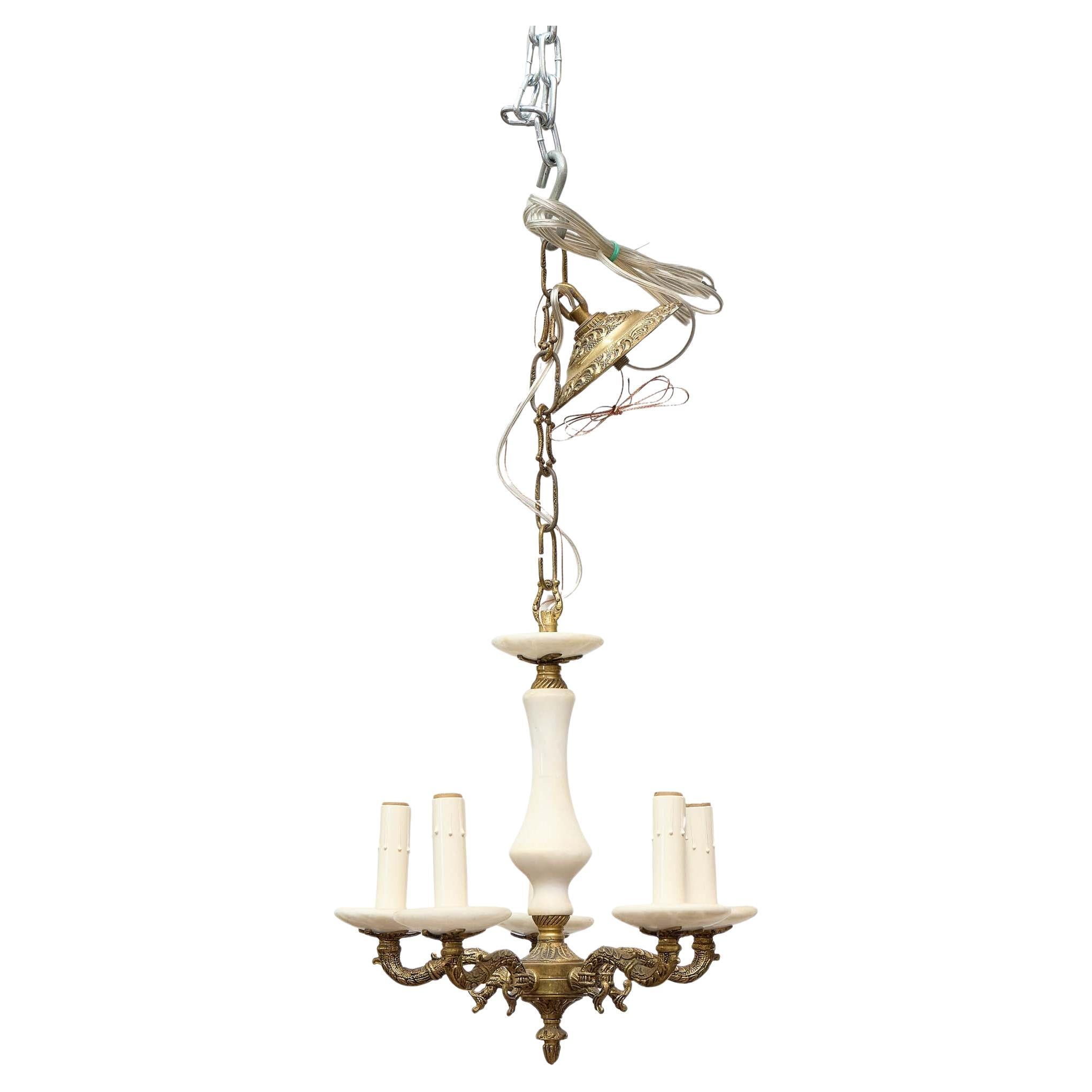 Lampadario italiano a cinque luci in alabastro e bronzo, metà del XX secolo in vendita