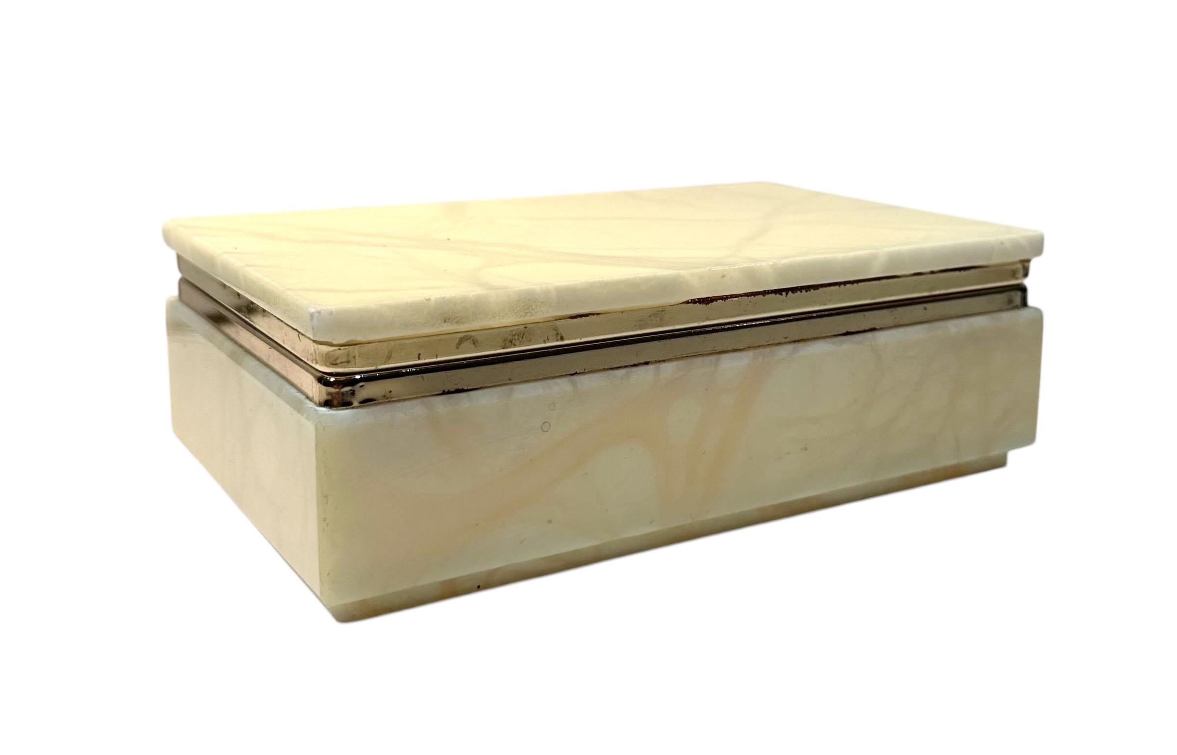 Caja de alabastro italiano Italiano en venta
