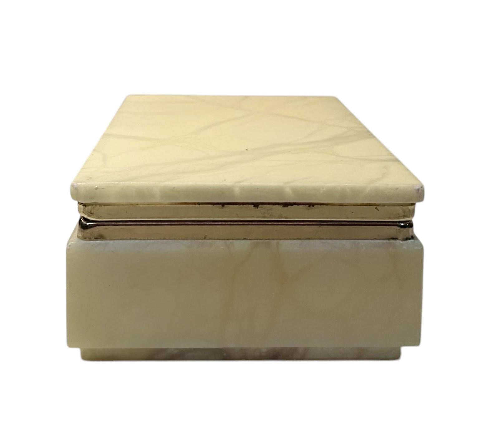 Caja de alabastro italiano en venta 2