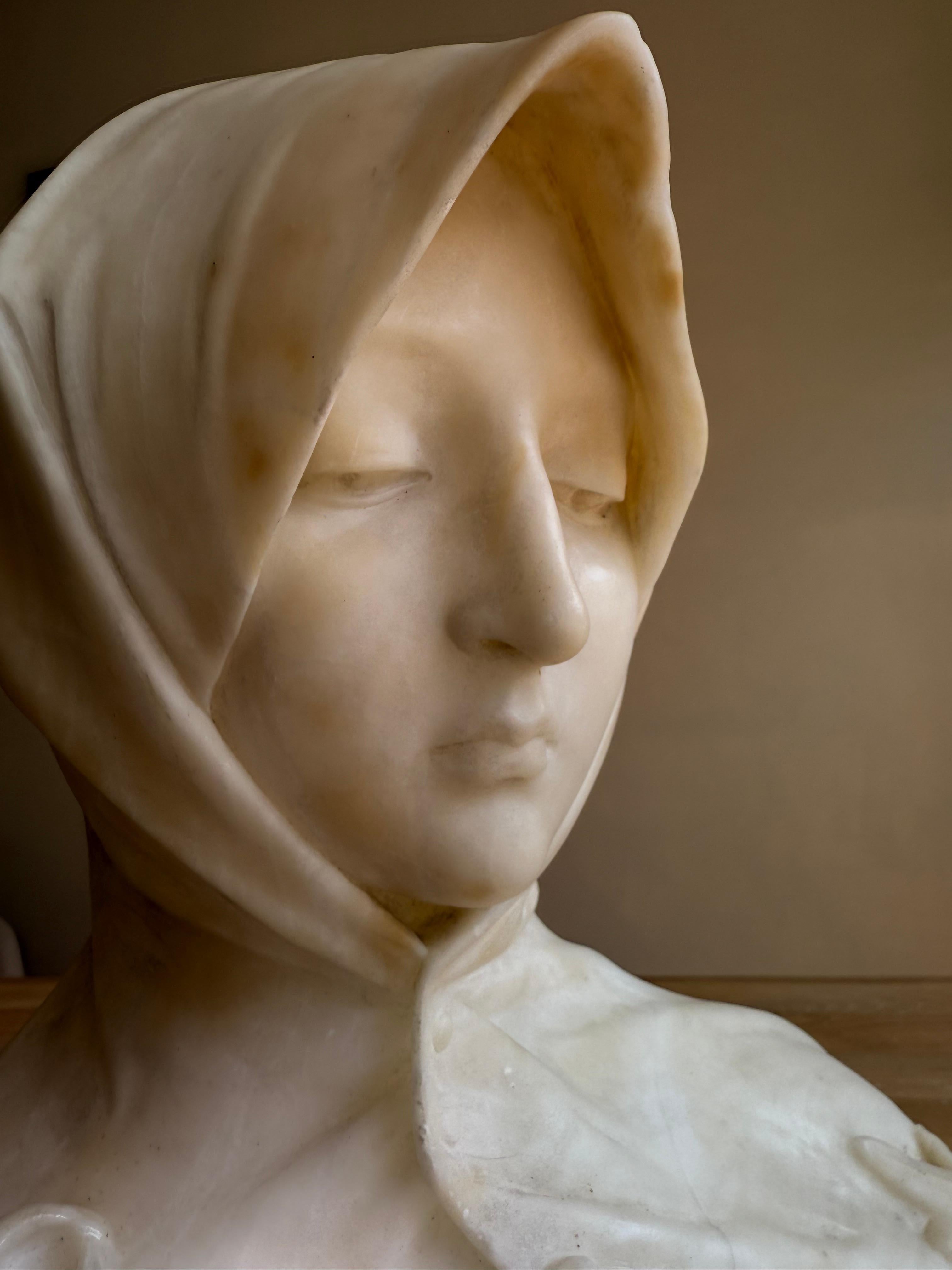 Buste italien d'une jeune femme, probablement Sainte Catherine de Sienne, vers 1890 en vente 11