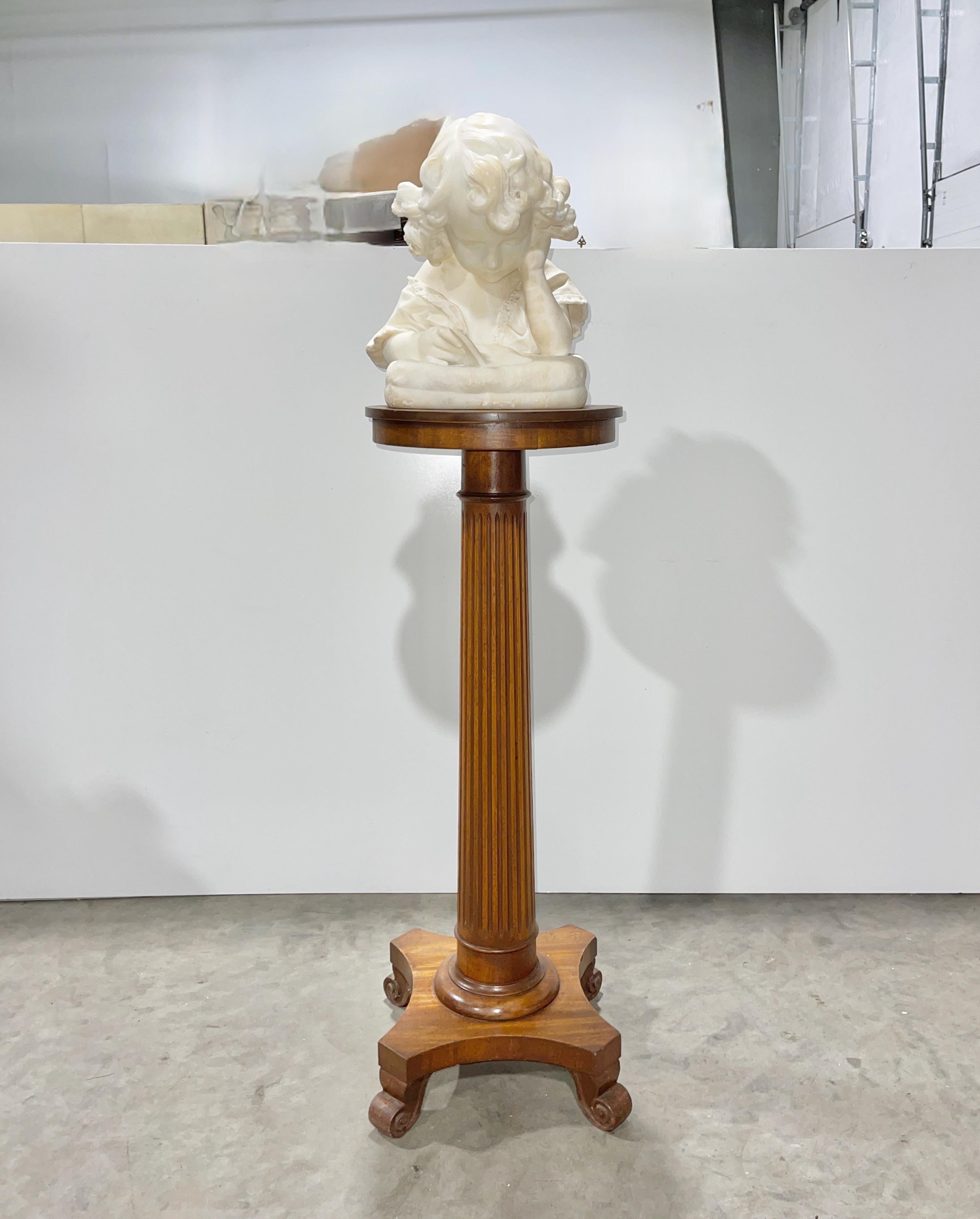 Italian Alabaster Bust of Girl Reading on Floor Pedestal For Sale 3