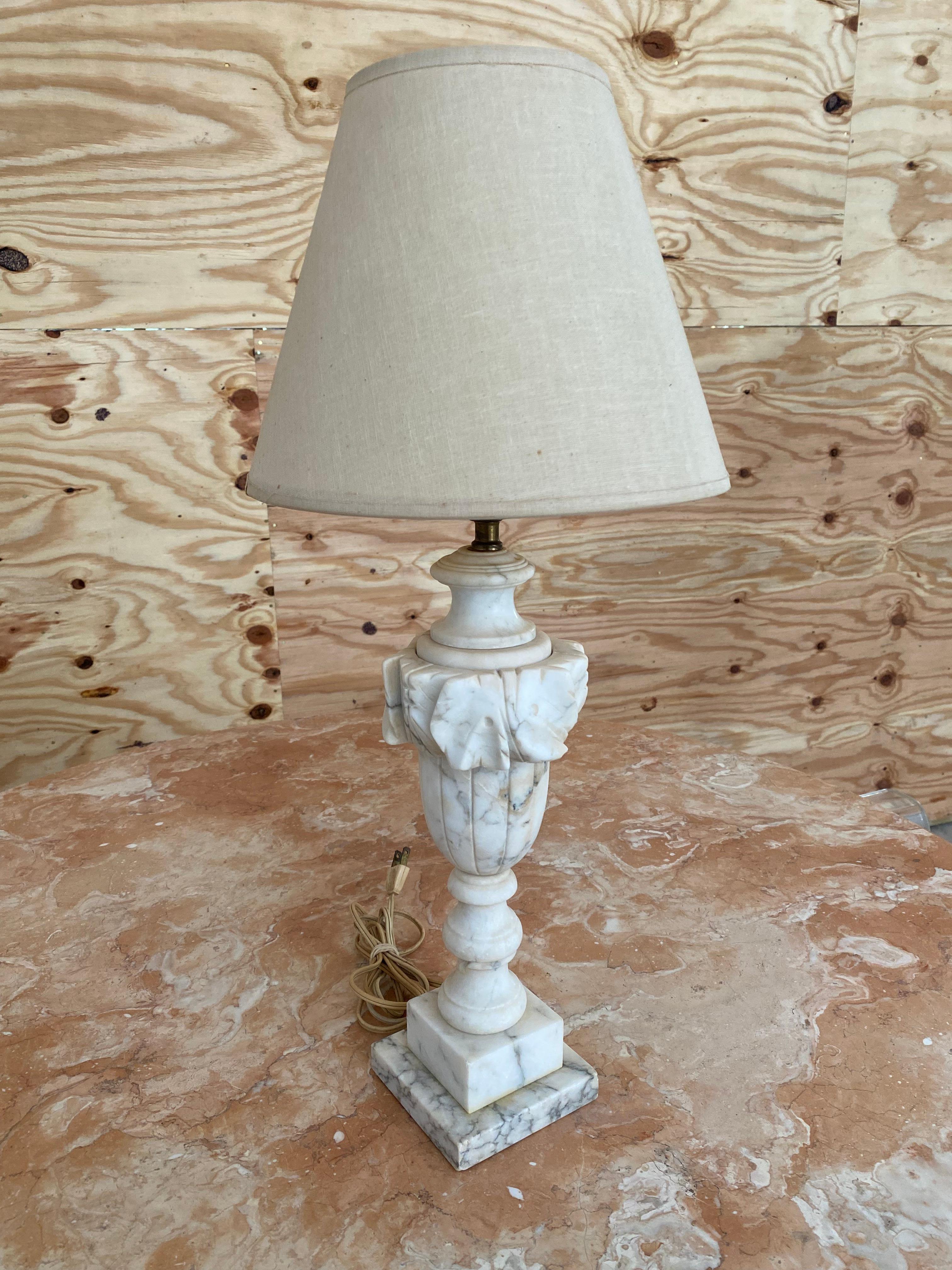 Hand-Carved Italian Alabaster Lamp circa 1940s For Sale