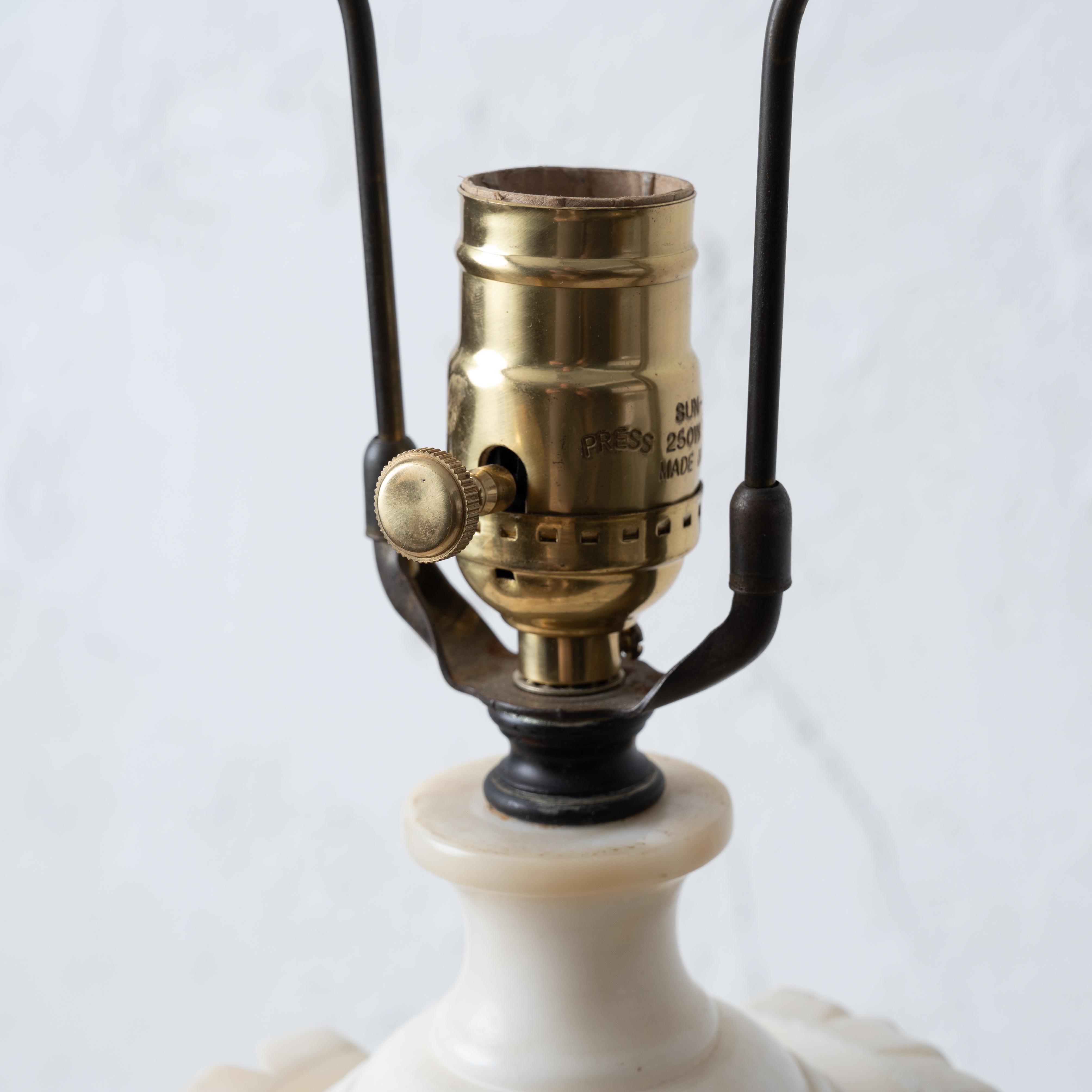 Lampada in alabastro italiana in vendita 3