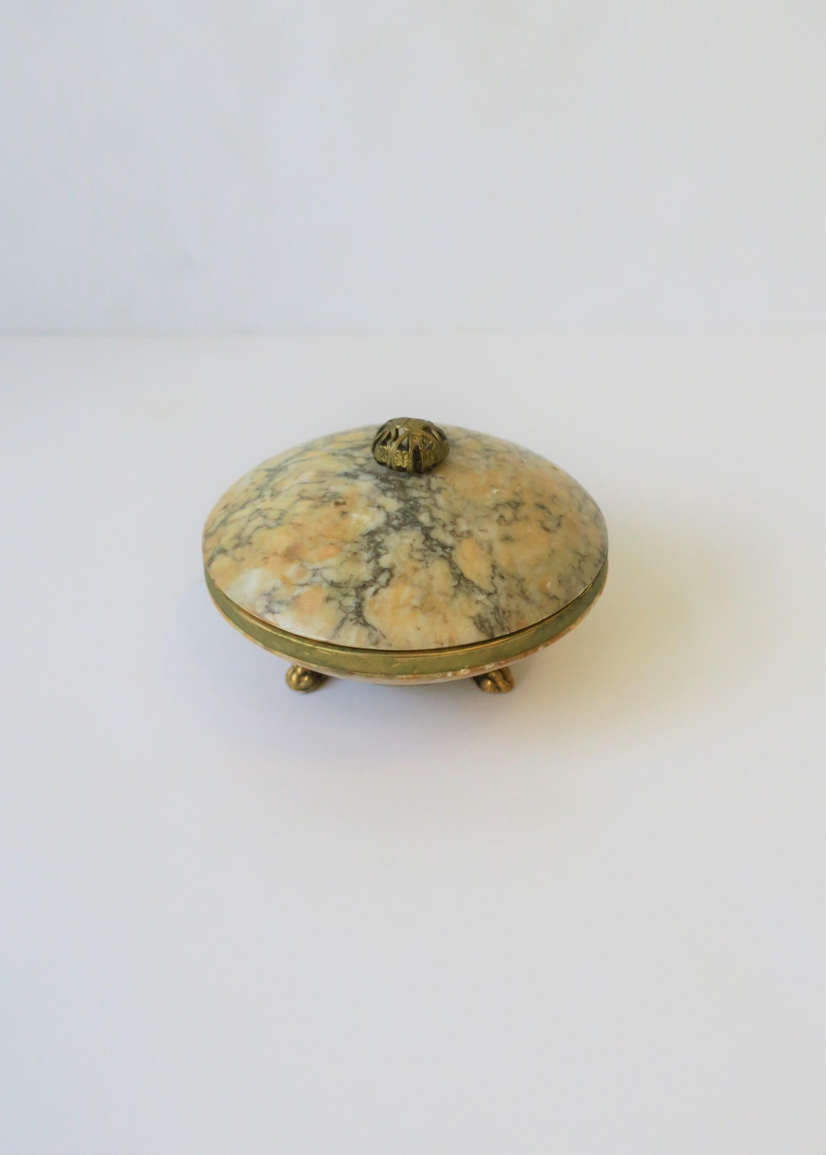 Italian Alabaster Marble and Brass Round Box in the Neoclassical Style 2