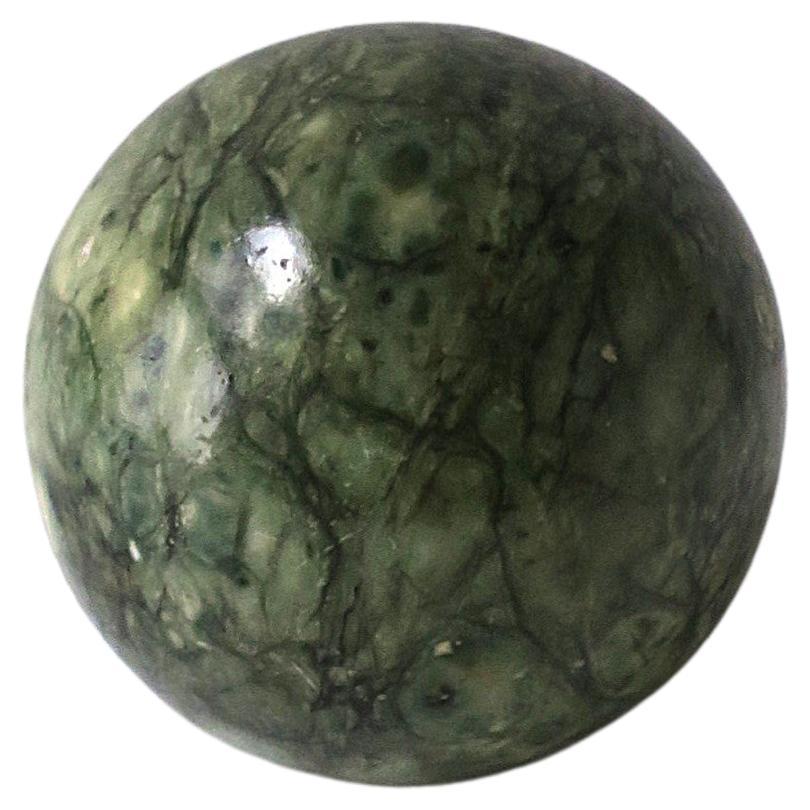 Sphère italienne en marbre d'albâtre