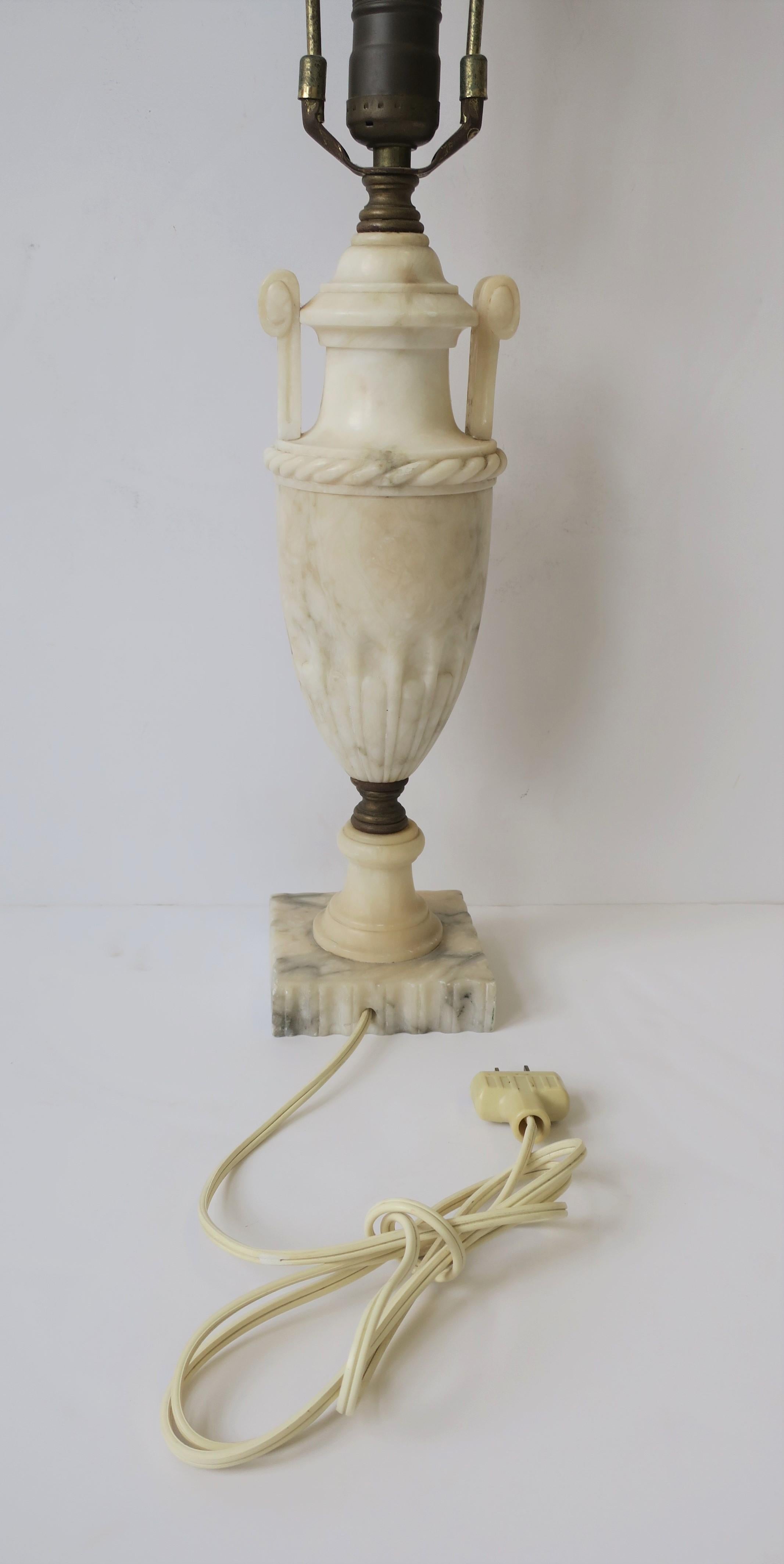 Italian Alabaster Marble Table or Desk Lamp, Italy, 1940s 7