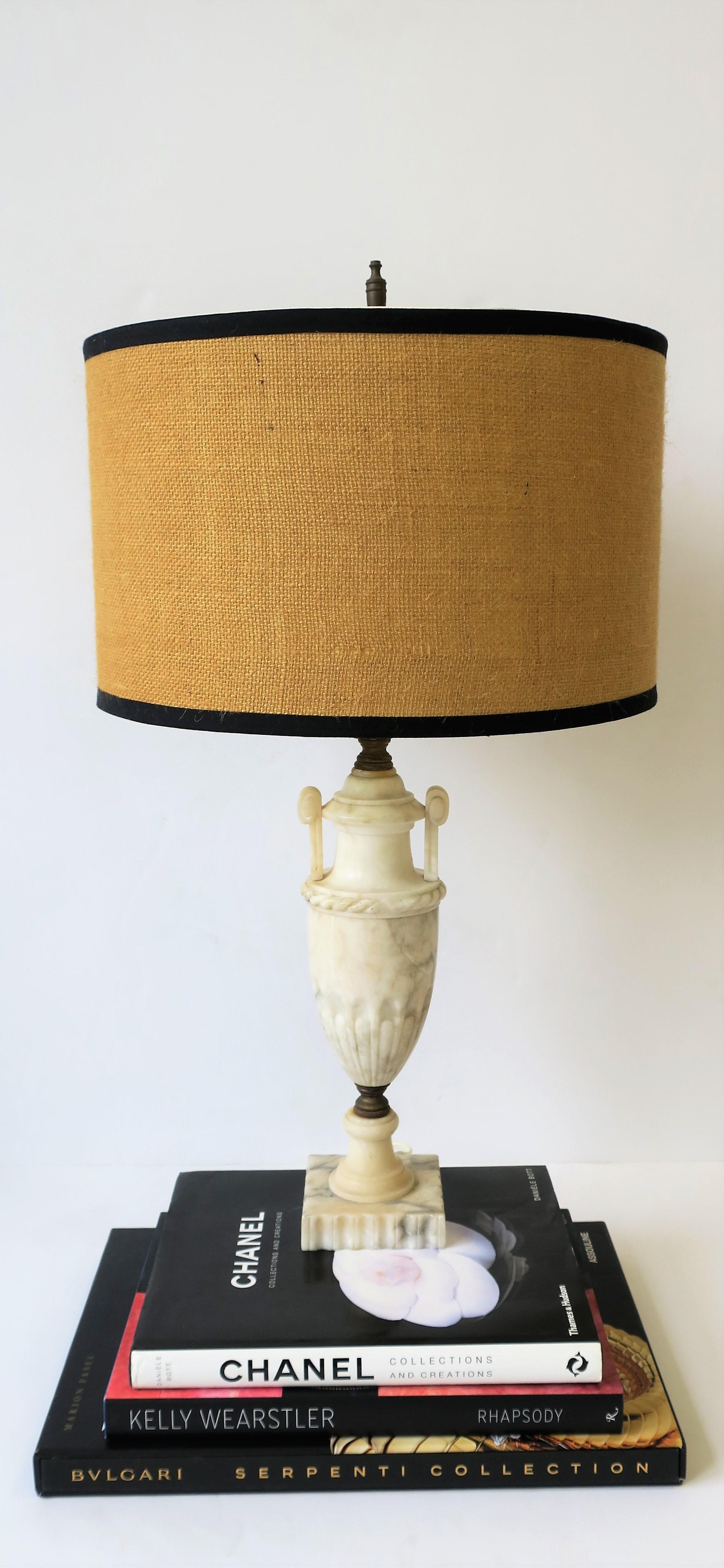 Hand-Carved Italian Alabaster Marble Table or Desk Lamp, Italy, 1940s