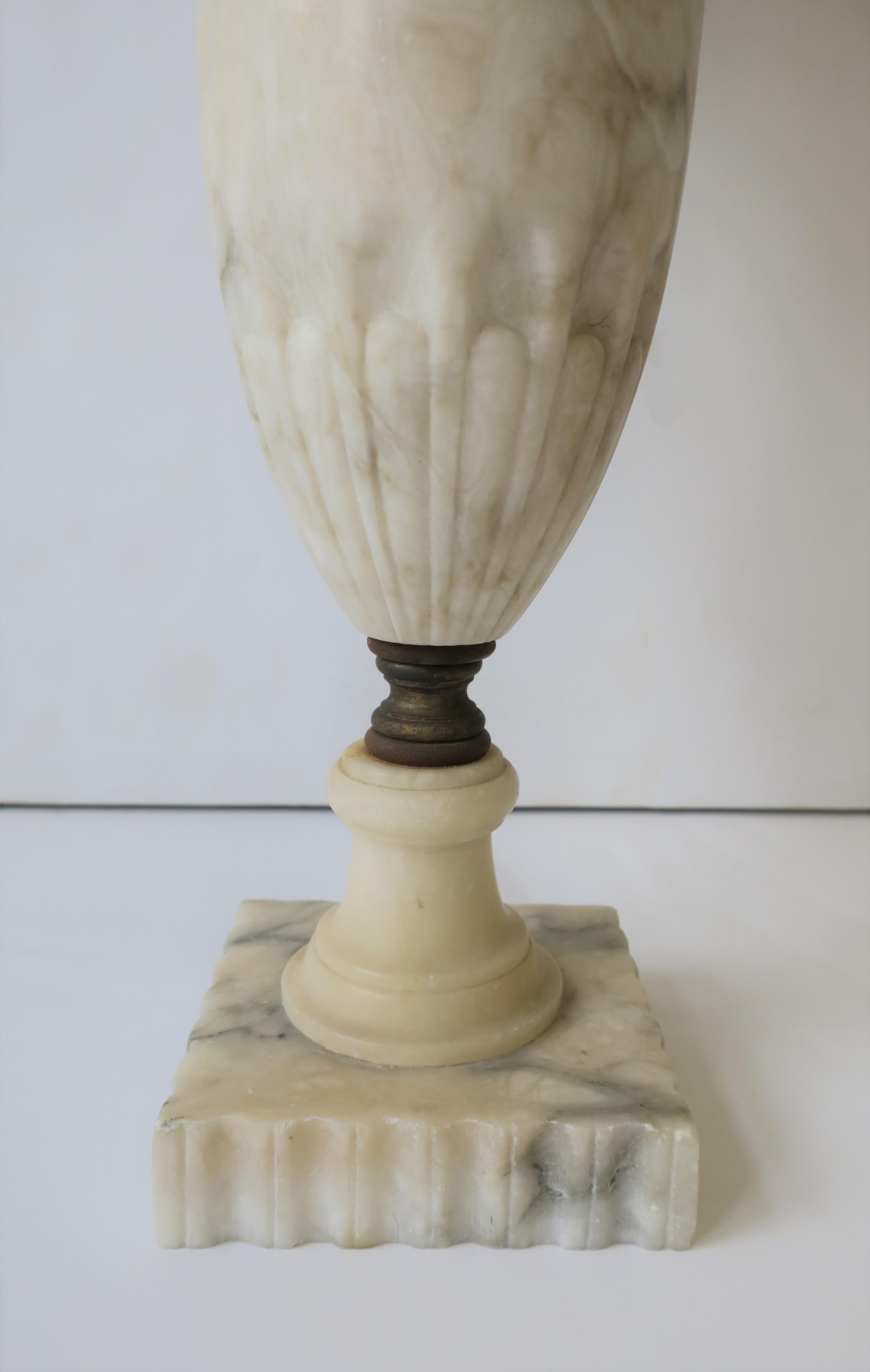 Italian Alabaster Marble Table or Desk Lamp, Italy, 1940s 1