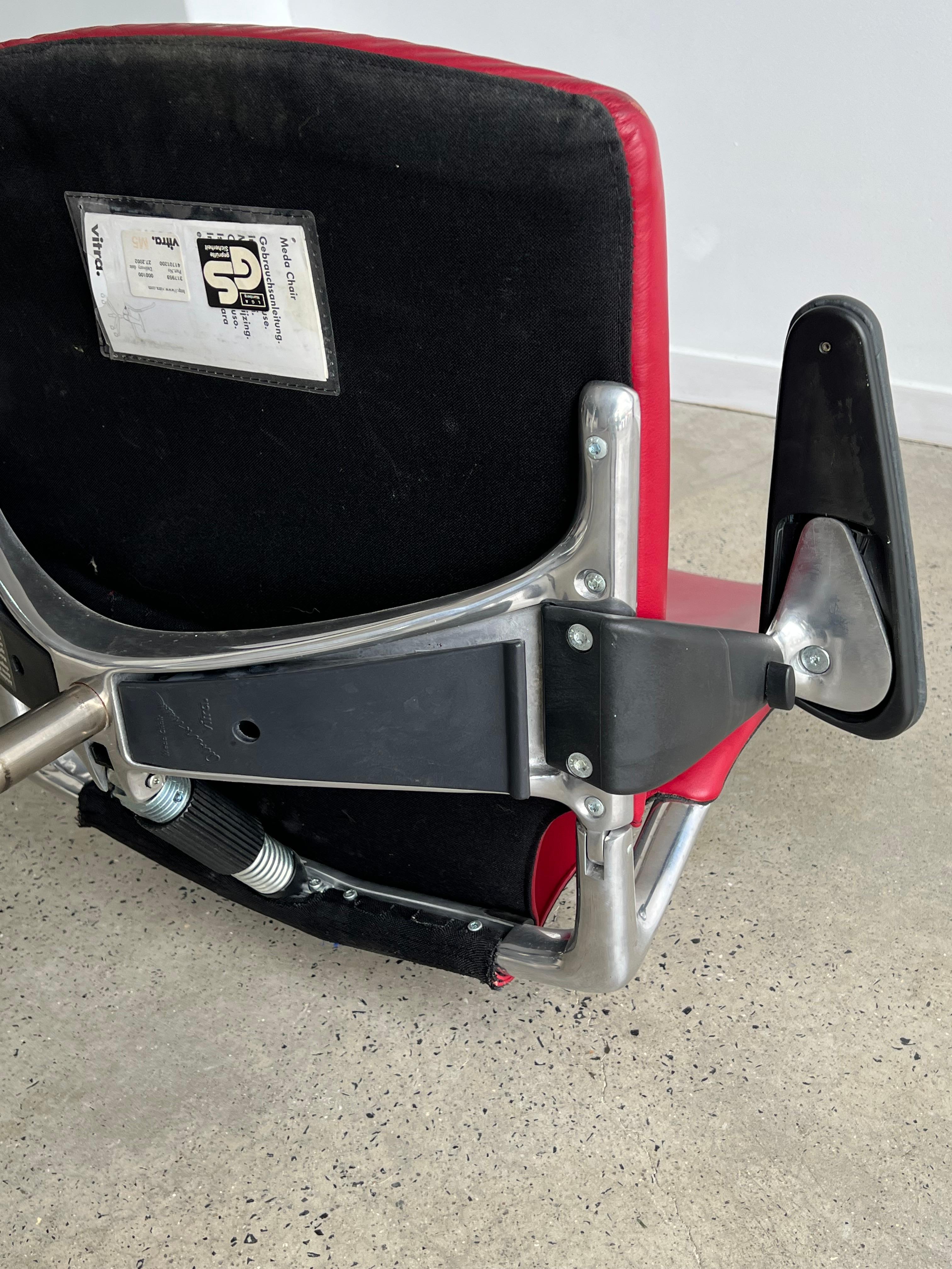 Italian Alberto Meda Office Chair for Vitra in Red Leather 1990 For Sale 2