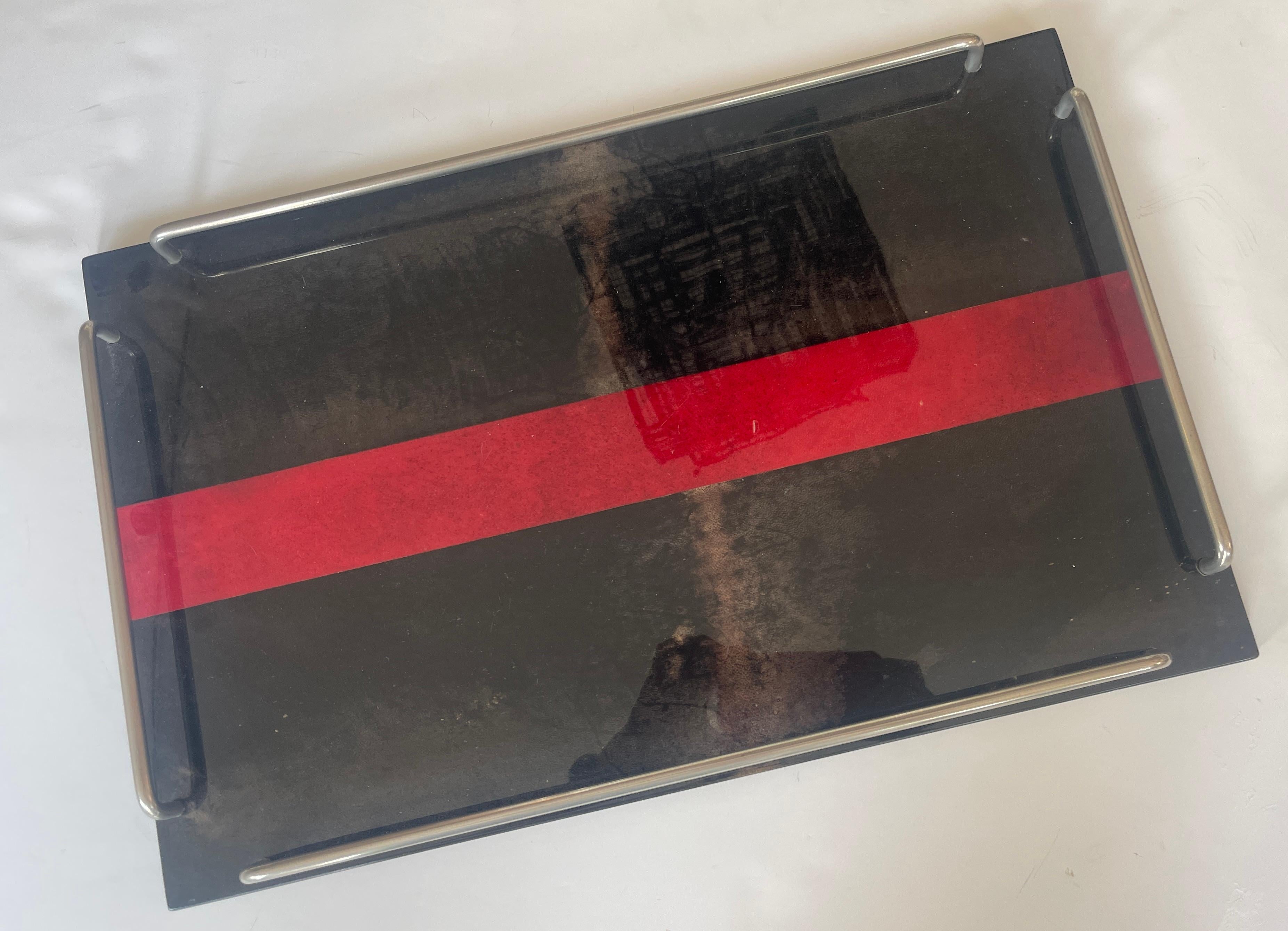 Milieu du XXe siècle Grande peau de chèvre laquée en brun et rouge, Aldo Tura, Italie, années 1960 en vente