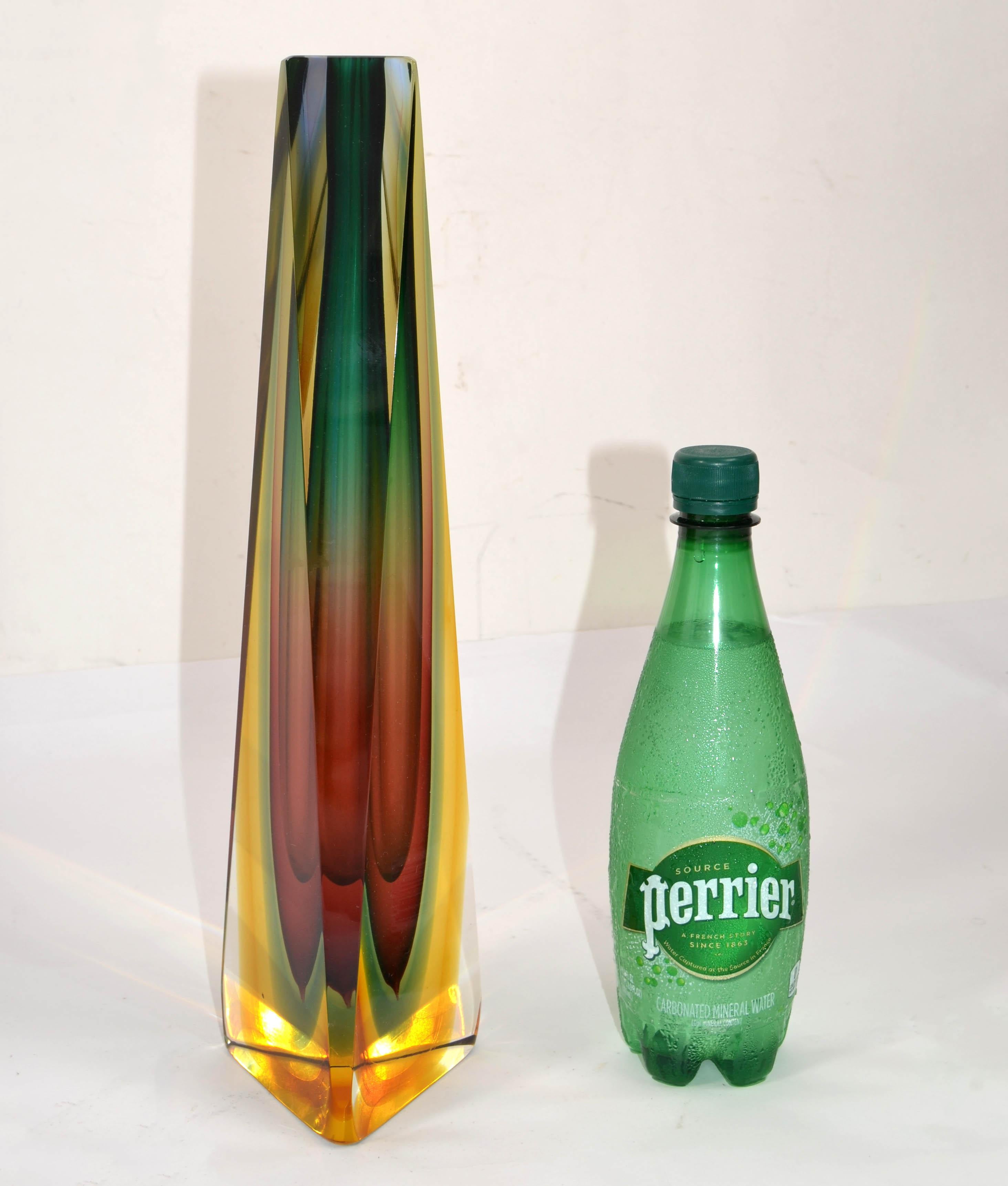 Vase Sommerso italien Alessandro Mandruzzato en verre d'art de Murano à triangles facettés en vente 3