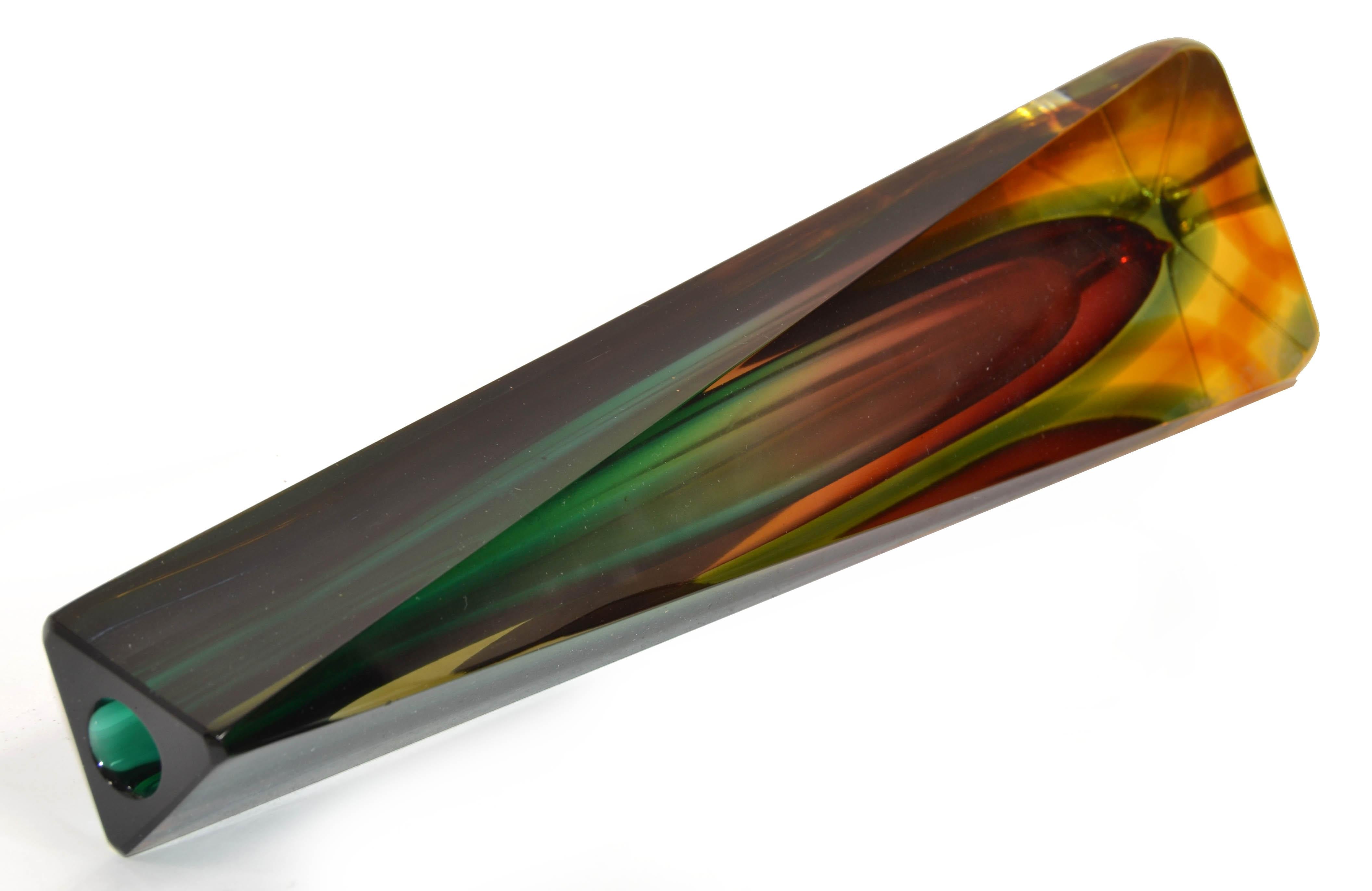 Vase Sommerso italien Alessandro Mandruzzato en verre d'art de Murano à triangles facettés Bon état - En vente à Miami, FL