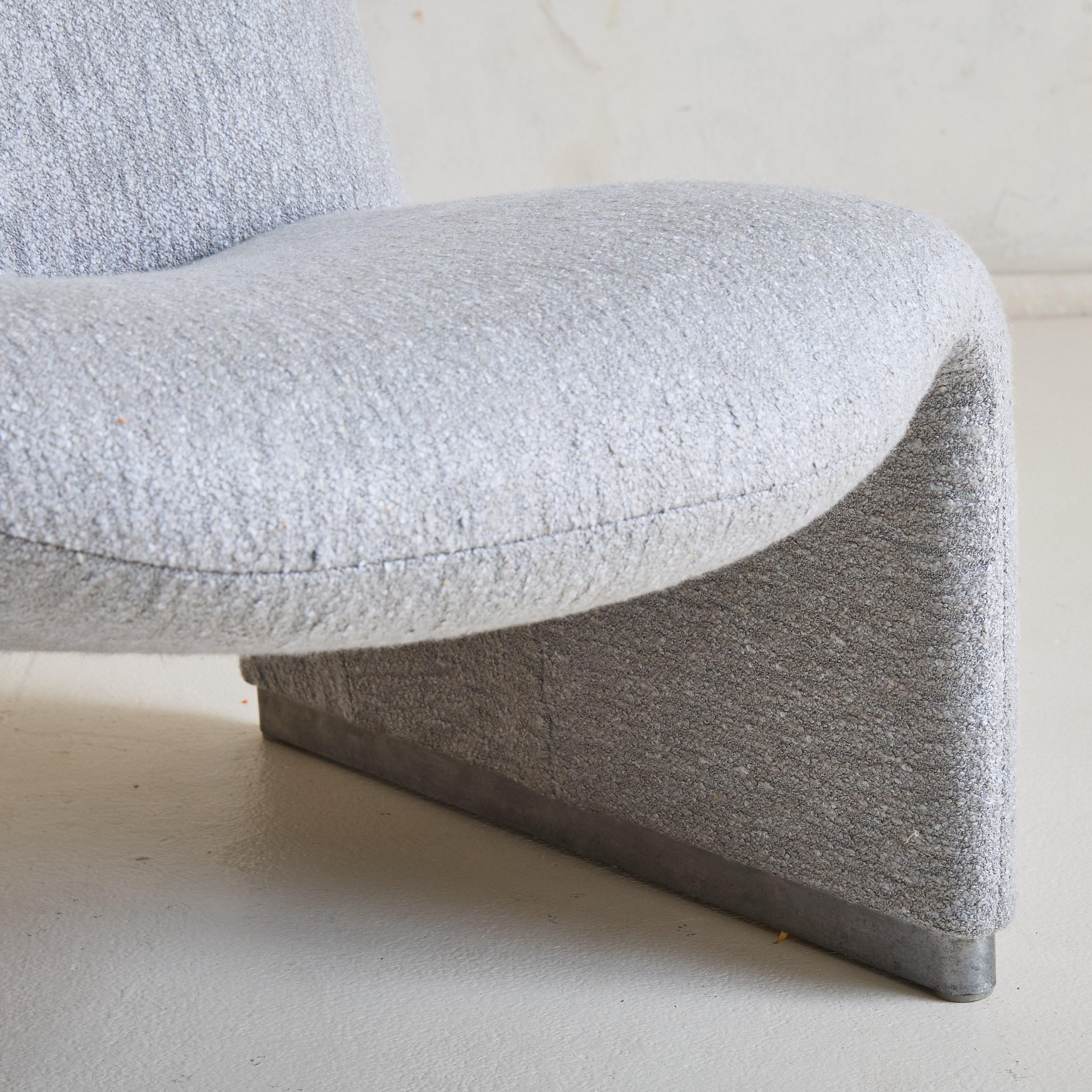Italienischer Stuhl 'Alky' aus grauem Wollbouclé von Giancarlo PIretti für Castelli, 1969 im Zustand „Hervorragend“ im Angebot in Chicago, IL