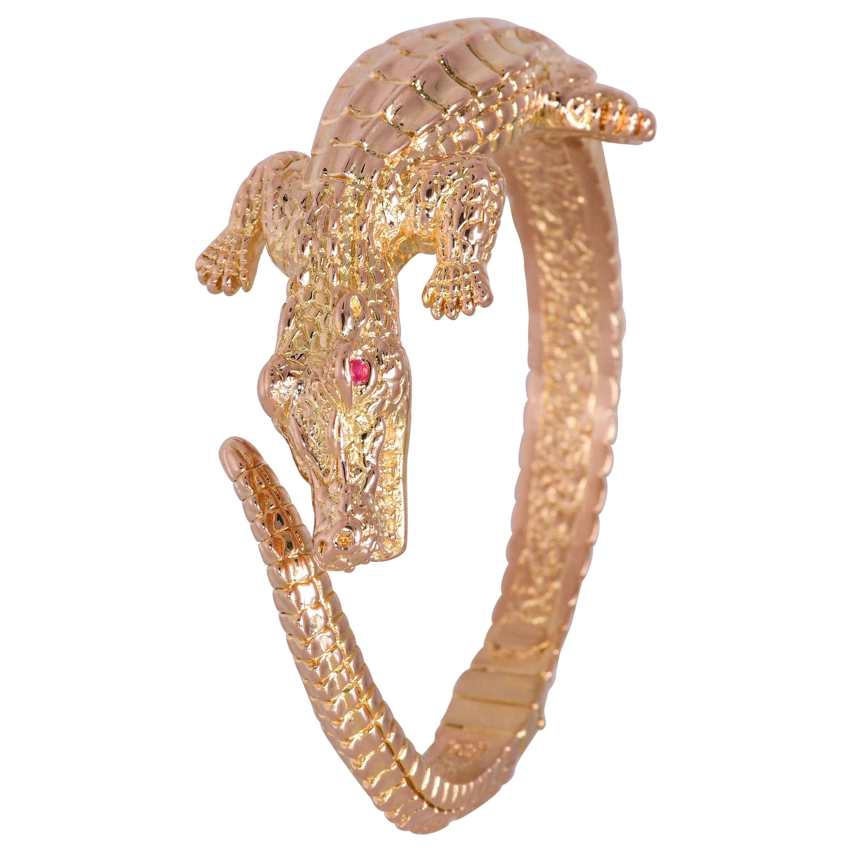 Italian Alligator Bangle Bracelet Natural Ruby Eyes 14 Karat Gold 14.3 Grams