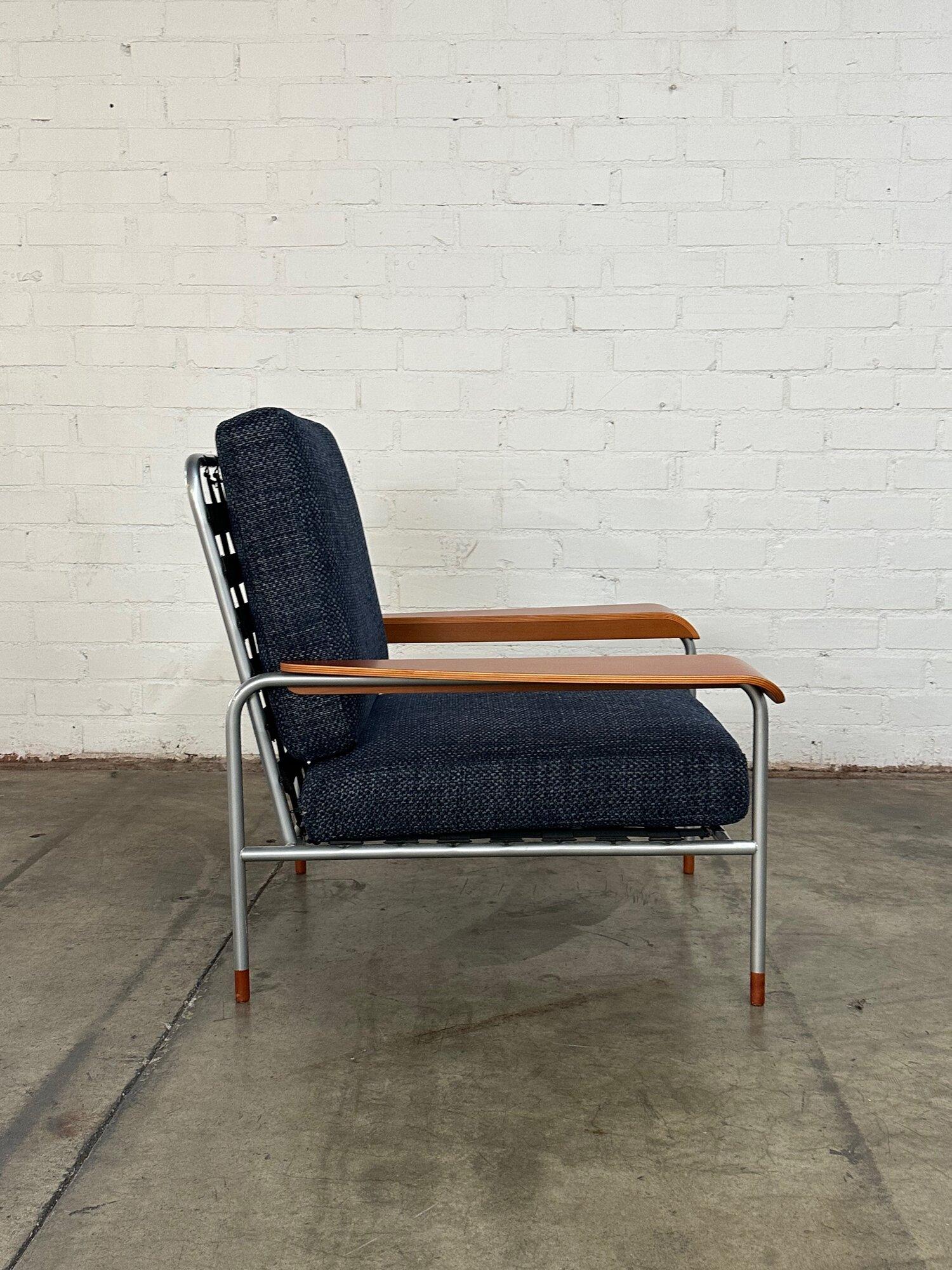 Italian Aluminum Lounge Chair & Ottoman- Set For Sale 2