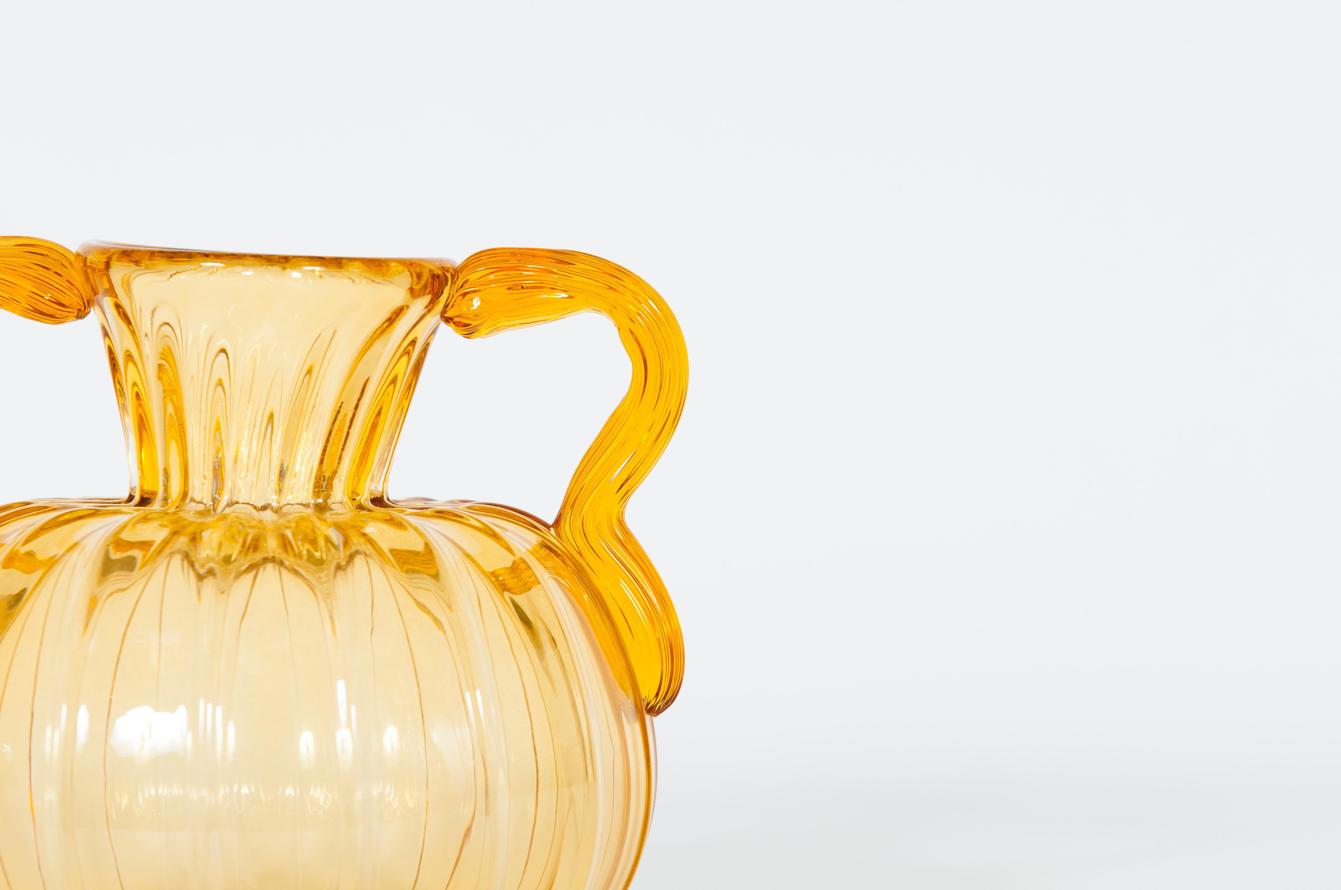 Fin du 20e siècle Amphore italienne en verre de Murano couleur ambre, années 1980, Venise en vente