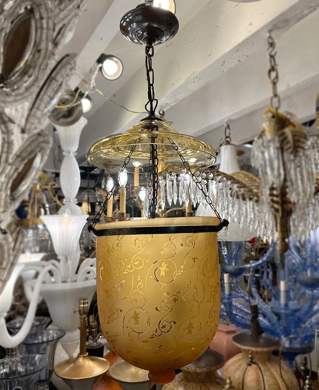 Italian Amber Etched Lantern For Sale 3