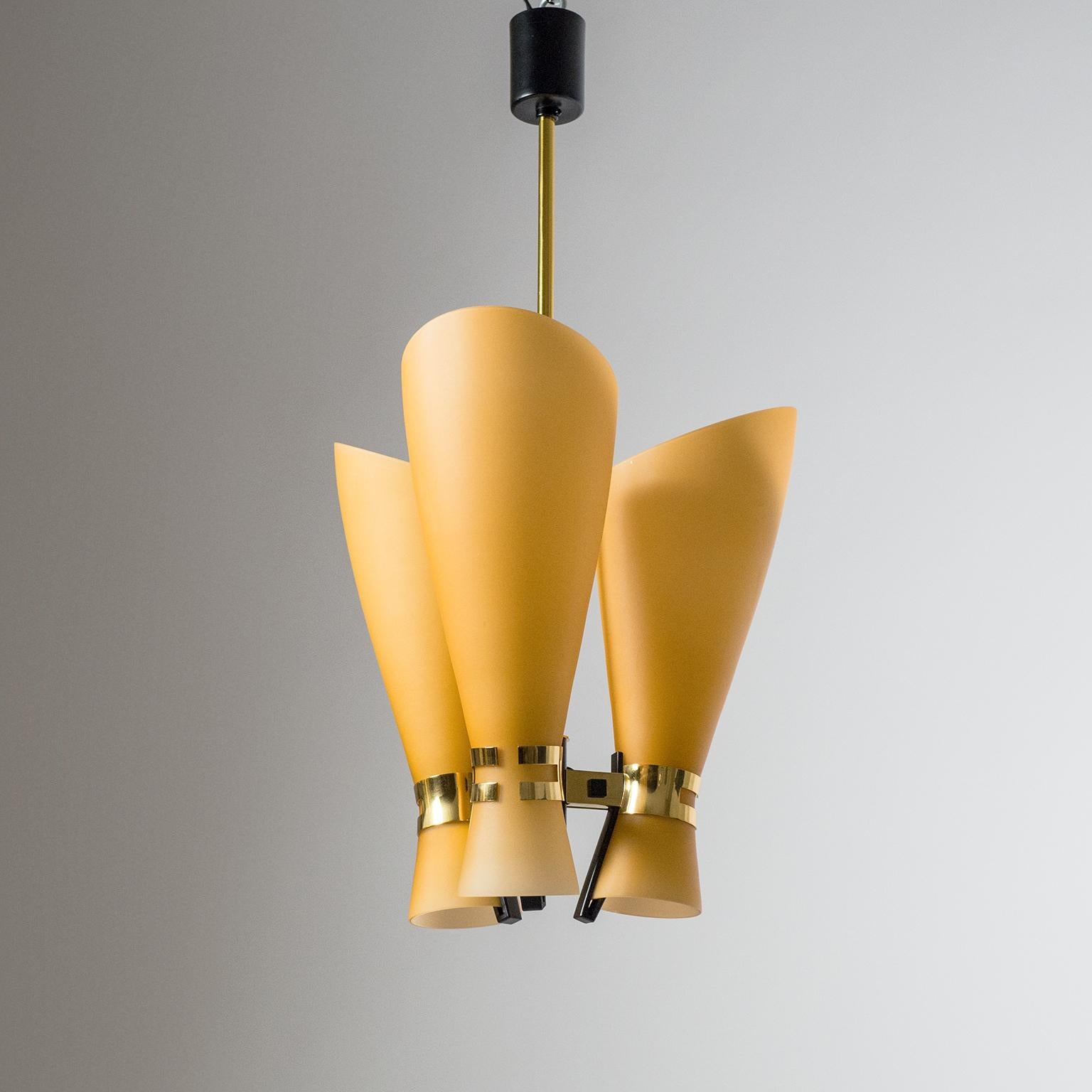 Italian Amber Glass Chandelier, circa 1960 4