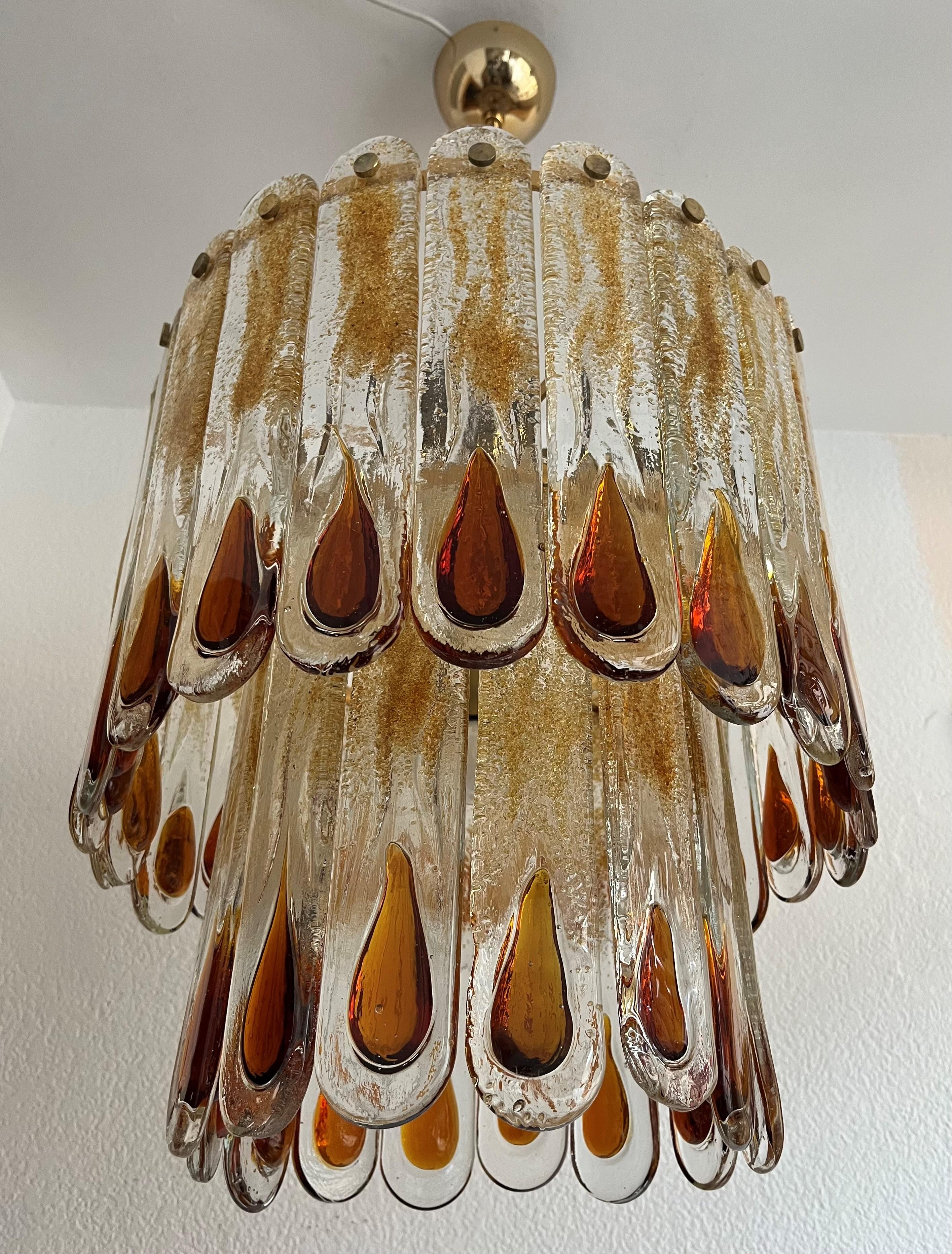 Italian Midcentury Amber Murano Glass Chandlelier by Mazzega, 1970s In Good Condition In Badajoz, Badajoz